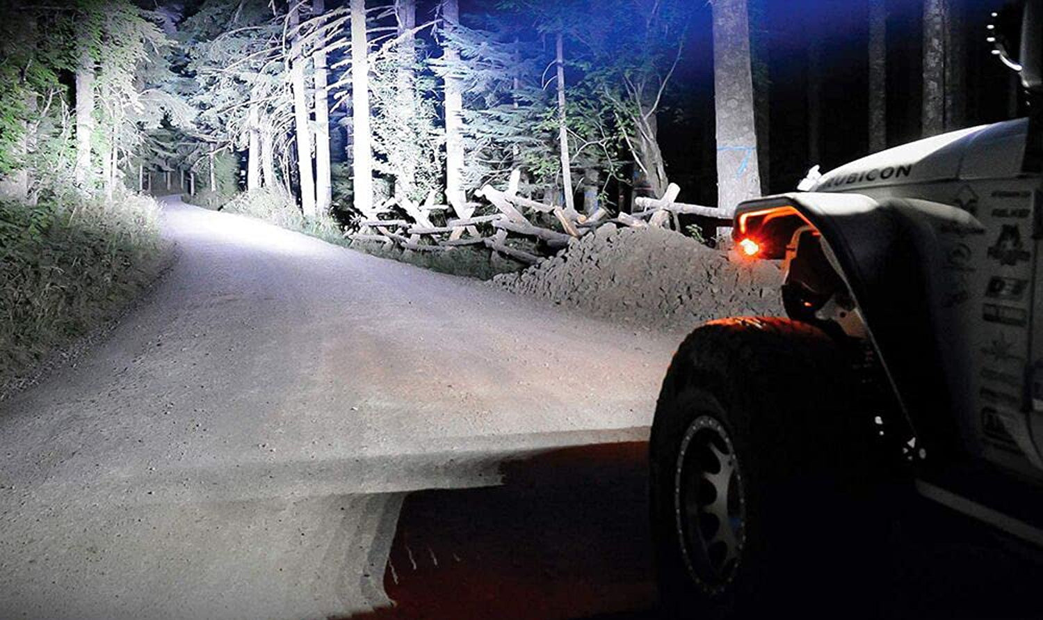 24W LED Wide Angle Flood Beam Fog Light Kit with Clear Lens for Jeep Dodge - Perfect for Off-Roading, Night Driving & Adverse Weather Conditions