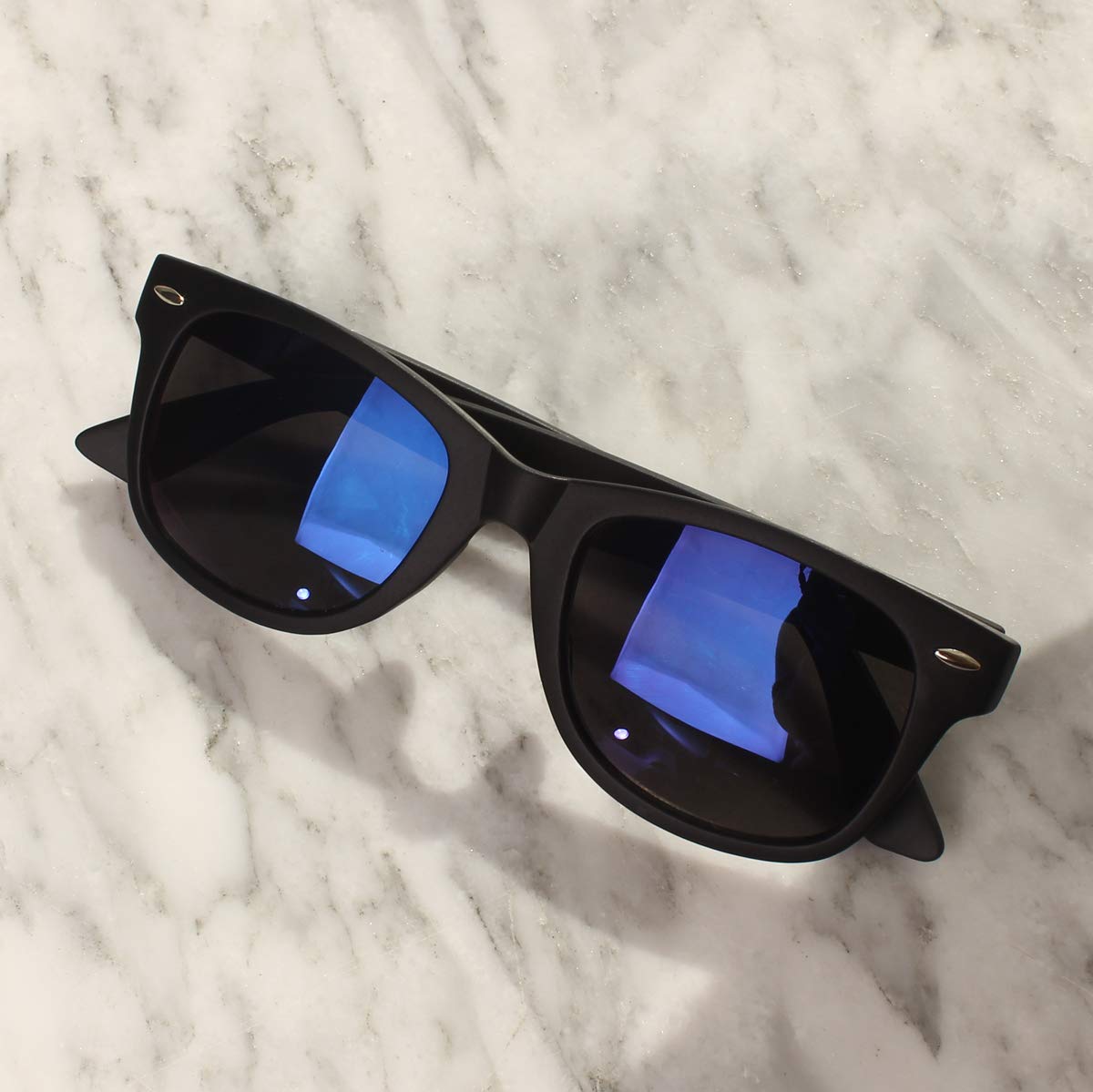 Poxas Classic Bifocal Reading Sunglasses for Men & Women - UV Protection Polarized Eyewear for Outdoor Reading, Fishing & Driving | Retro Style Readers with Comfortable Fit