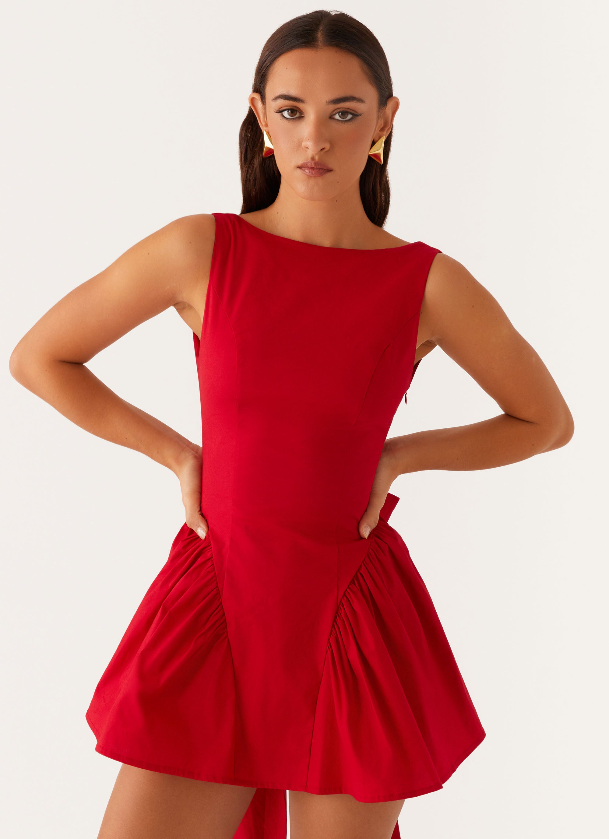 Elegant Red Mini Dress for Women - Perfect for Cocktail Parties, Date Nights & Special Occasions