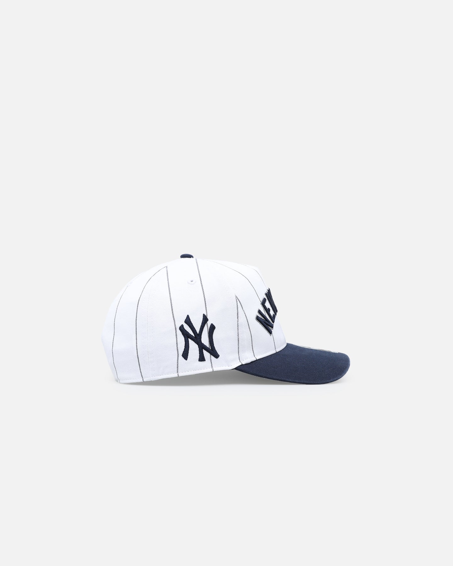 New York Yankees '47 Brand Double Header Pinstripe Snapback Hat - White Adjustable Hitch Back Cap for Baseball Fans & Streetwear Fashion | Game Day & Casual Wear