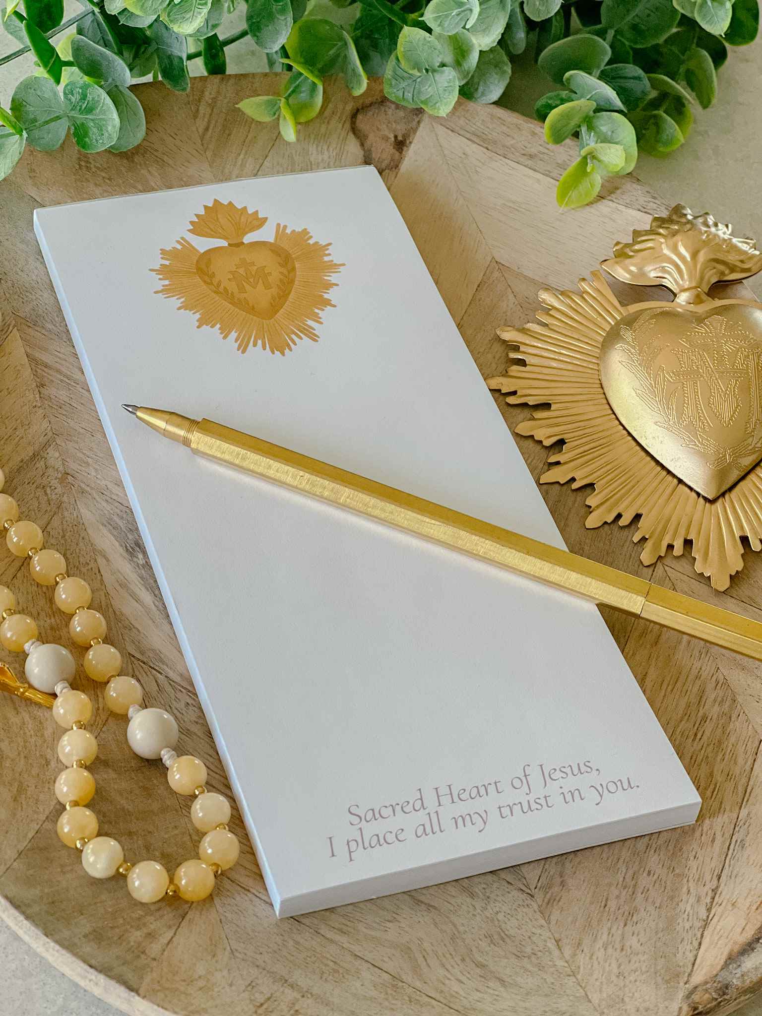 Sacred Heart Notepad - Religious Journal, Prayer Notebook, Catholic Writing Pad for Bible Study, Church Notes & Spiritual Reflection - Perfect for Worship, Devotion & Faith Journaling