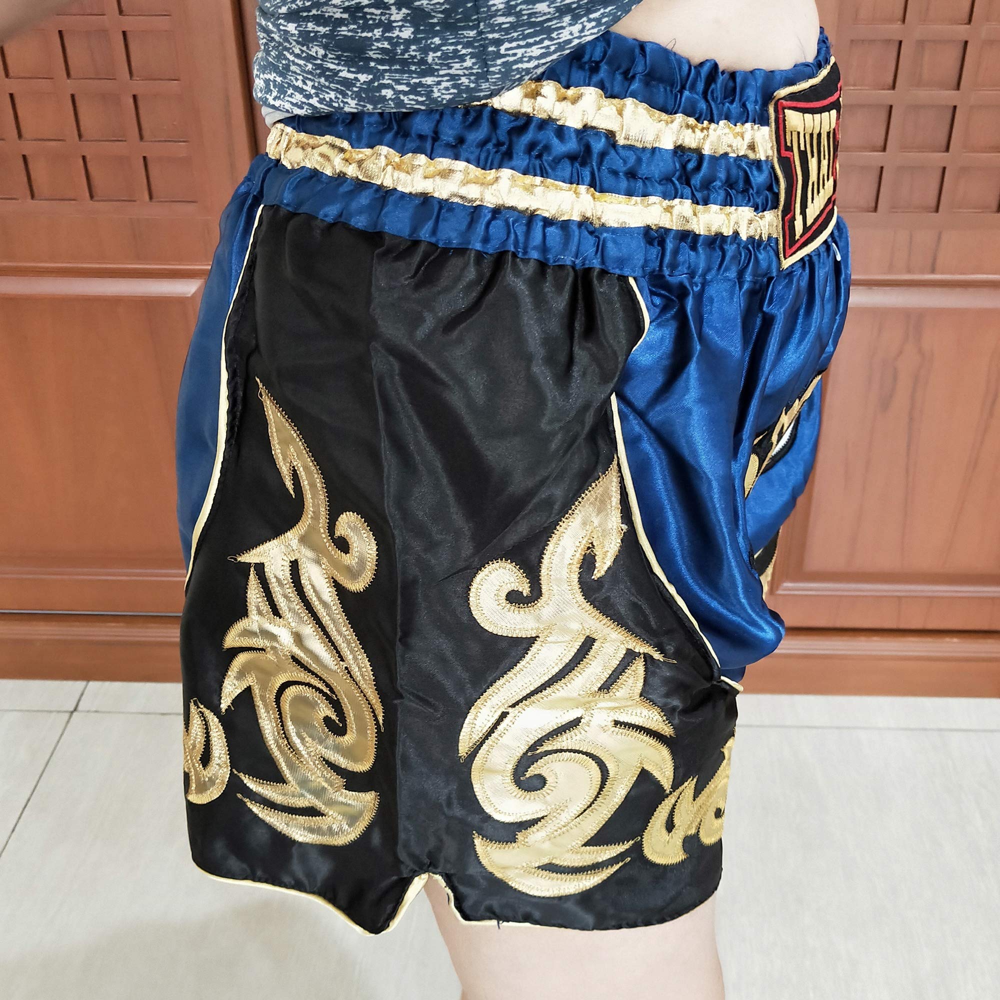 Muay Thai Shorts for Men & Women - Kickboxing, MMA, Cage Fighting & Training - Breathable Boxing Wear for Gym, Workout & Martial Arts | Ideal for Muay Thai, Kickboxing & Fitness Training