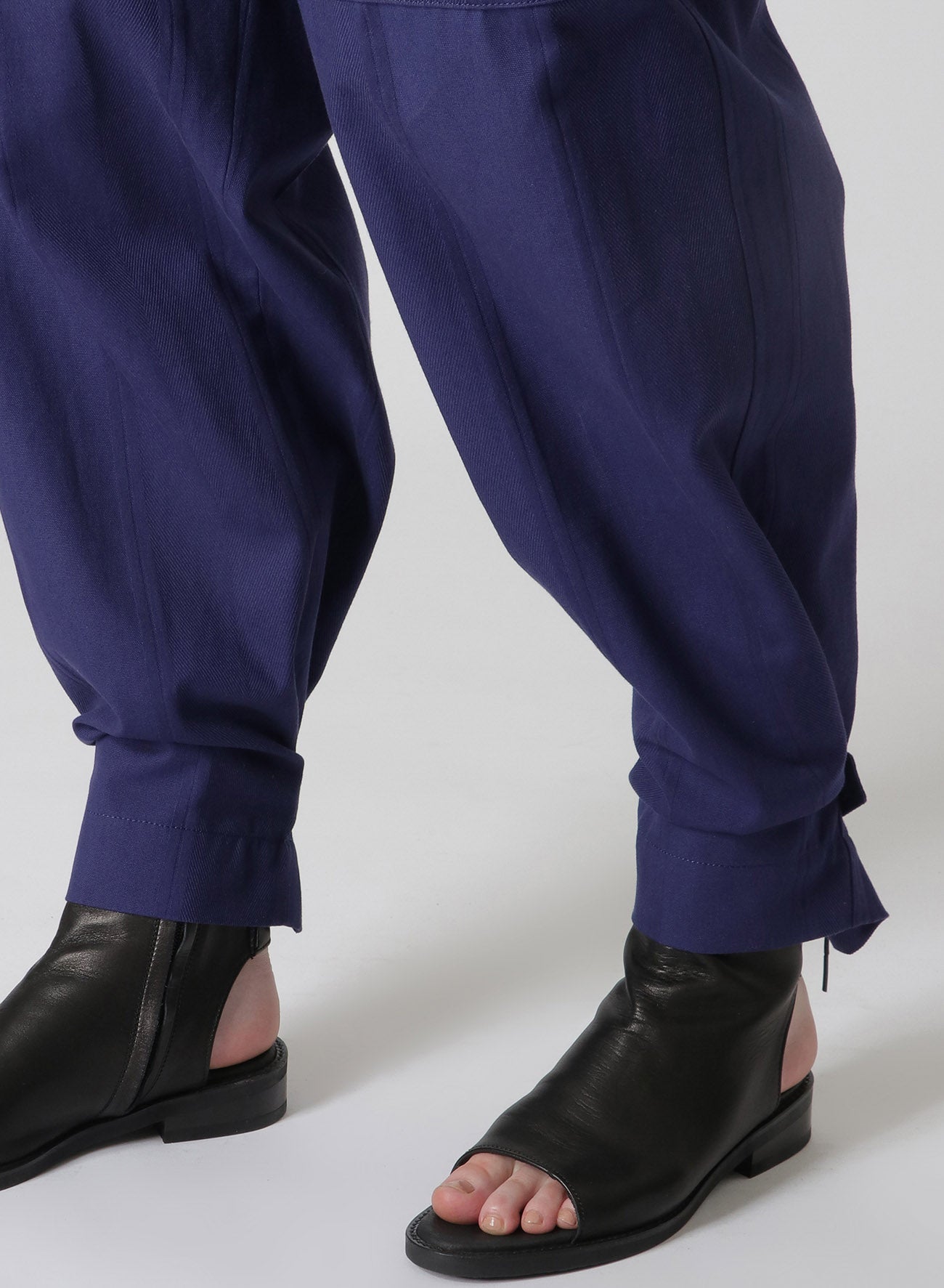 DOBBY CHINO PANTS with Left Flap Pocket - Men's Slim Fit Casual Trousers for Office, Travel & Everyday Wear