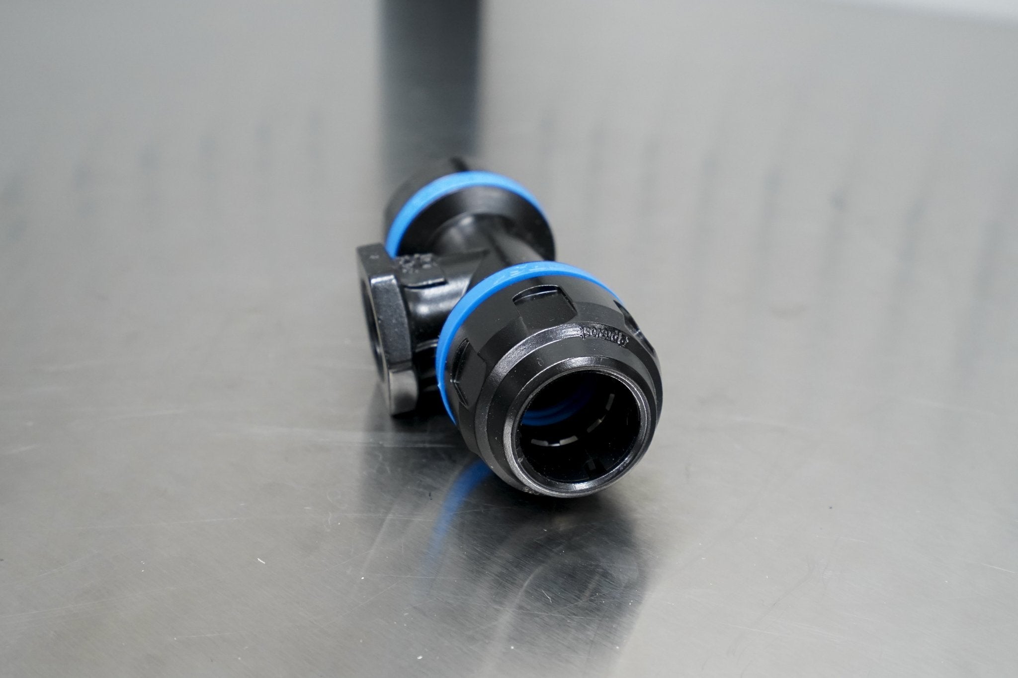 Stainless Steel Prevost NPT Female Branch Tee Fitting - 1 Inch Pipe Connector for Plumbing, Hydraulic & Industrial Applications