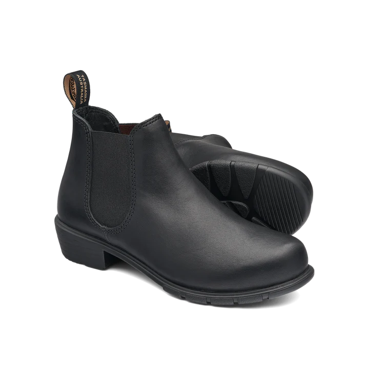 Blundstone 2068 Women's Chelsea Boots - Low Heel Ankle Boots in Black | Comfortable & Stylish for Everyday Wear, Work & Outdoor Activities
