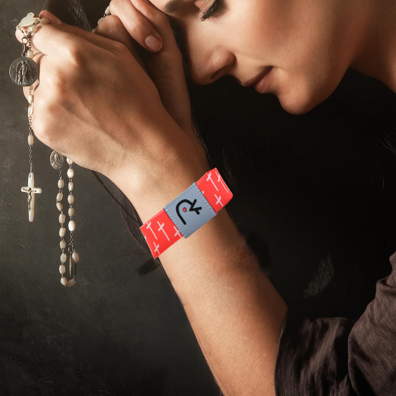 Scannable NFC Bible Verse Bracelet - WWJD Christian Bracelet with Daily Scripture for Women & Men - Religious Gift for Couples - Connect to Phone for Instant Bible Access - Perfect for Church, Prayer & Daily Inspiration