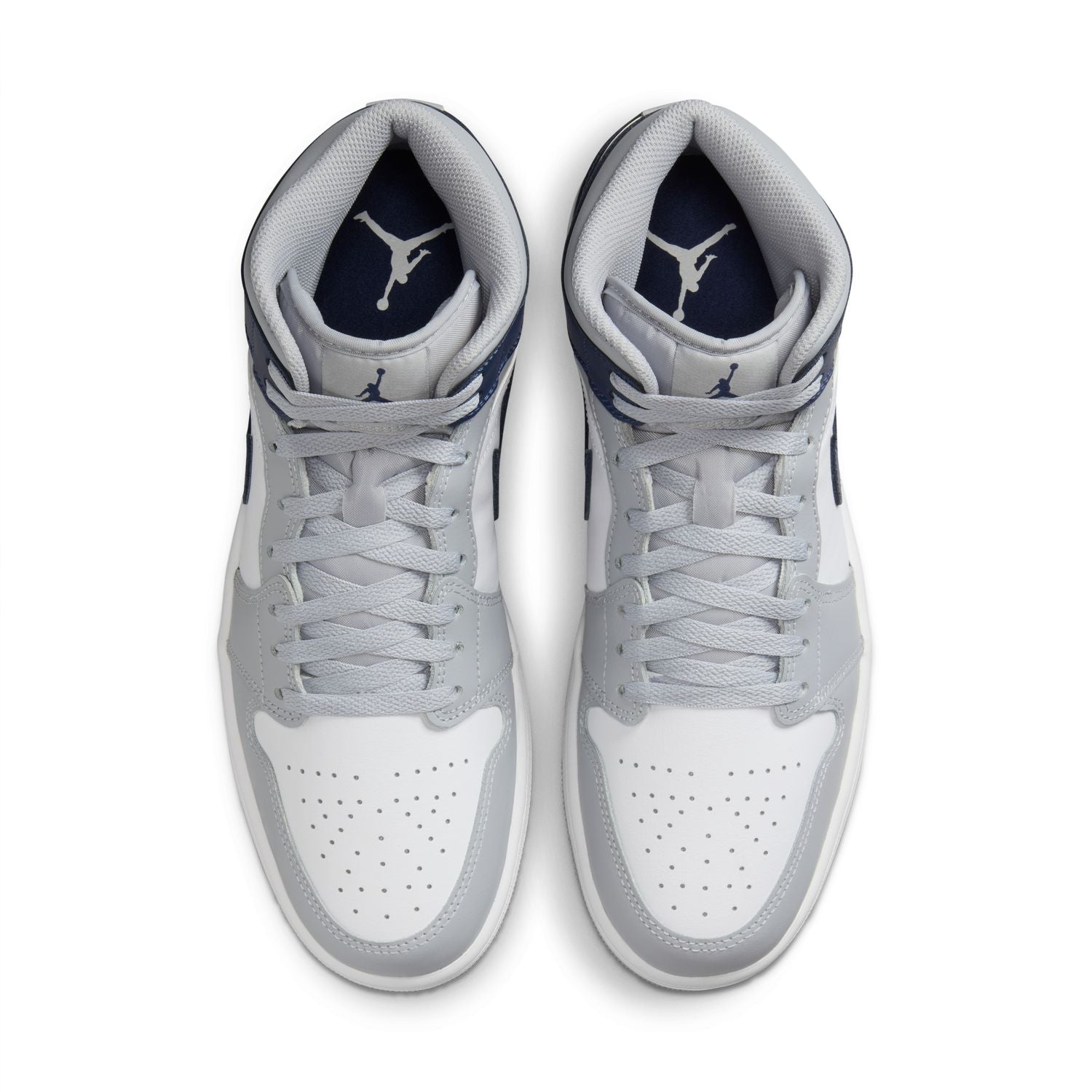 Air Jordan 1 Mid 'Wolf Grey Midnight Navy' Men's Basketball Shoes - Stylish Sneakers for Casual Wear, Street Fashion & Sports