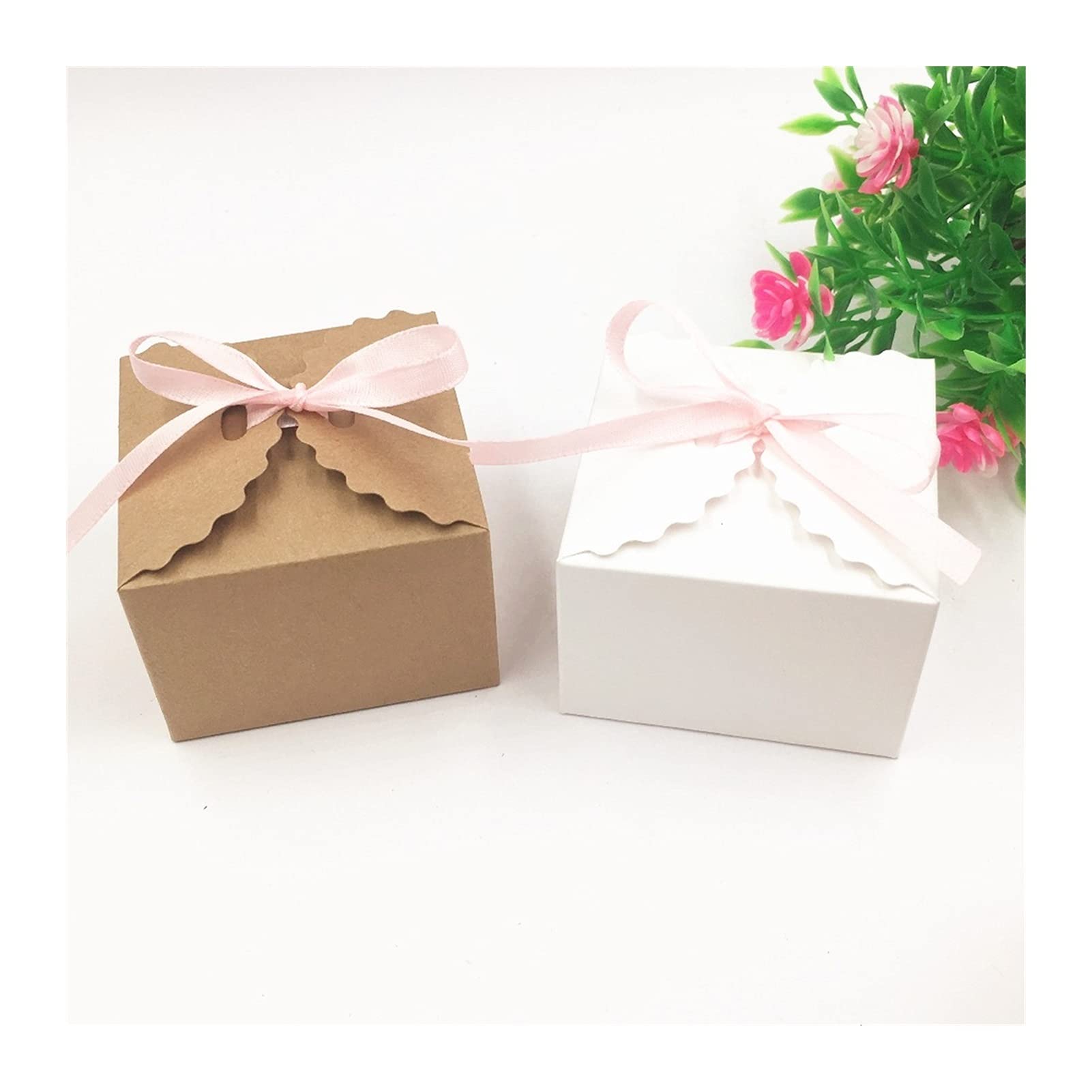30-Piece Set of Red Candy Gift Boxes 6.5x6.5x4.5cm - Perfect for Party Favors, Wedding Treats & Holiday Snack Packaging