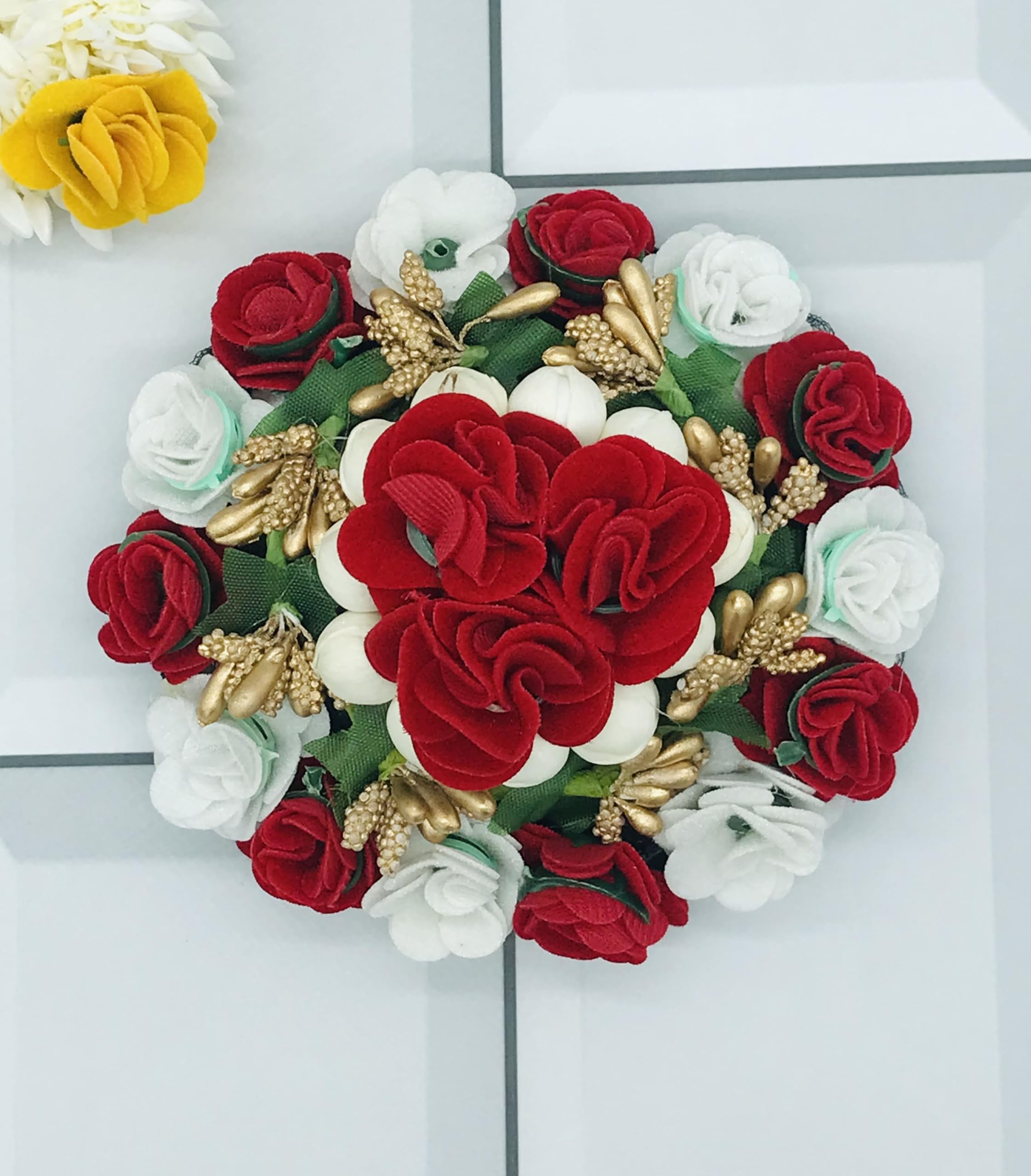 Gadinfashion™ Artificial Flower Hair Gajra - Bridal Bun Accessories for Women & Girls - Fake Hair Flower Gajra for Wedding, Party (Pack of 1, Multicolor) | Perfect for Indian Weddings, Mehendi, Sangeet & Festive Occasions