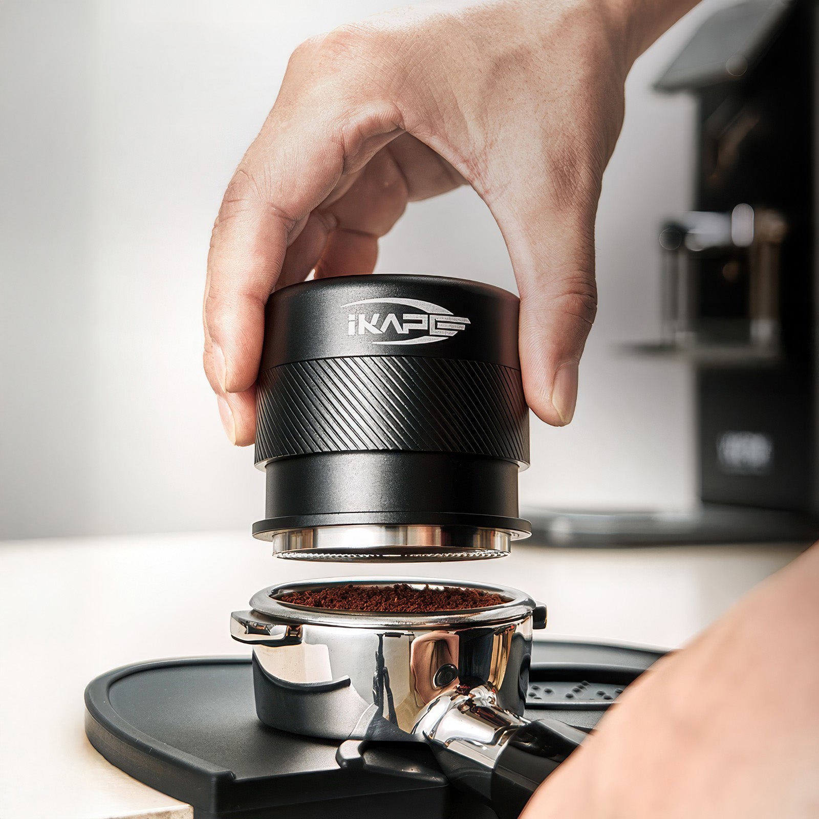 Premium Espresso Calibrated Tamper with Spring Loaded - Professional Coffee Barista Tool for Perfect Tamping Pressure - Ideal for Home & Commercial Espresso Machines