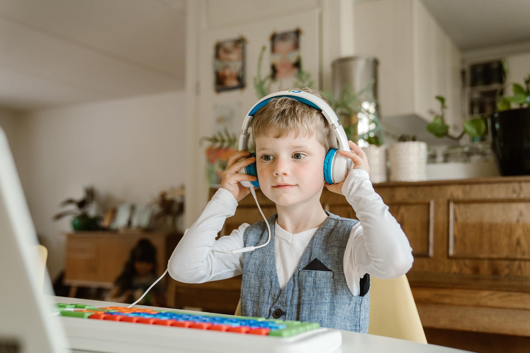 Clevy Kids Headphones Over-Ear with 85dB Volume Limit - 3.5mm Wired Headphones for School, iPad, Computer - HD Mic & 5ft Tangle-Free Cord - Foldable Design with Durable Carrying Case for Boys & Girls - Perfect for Online Classes, Travel, and Home Learning