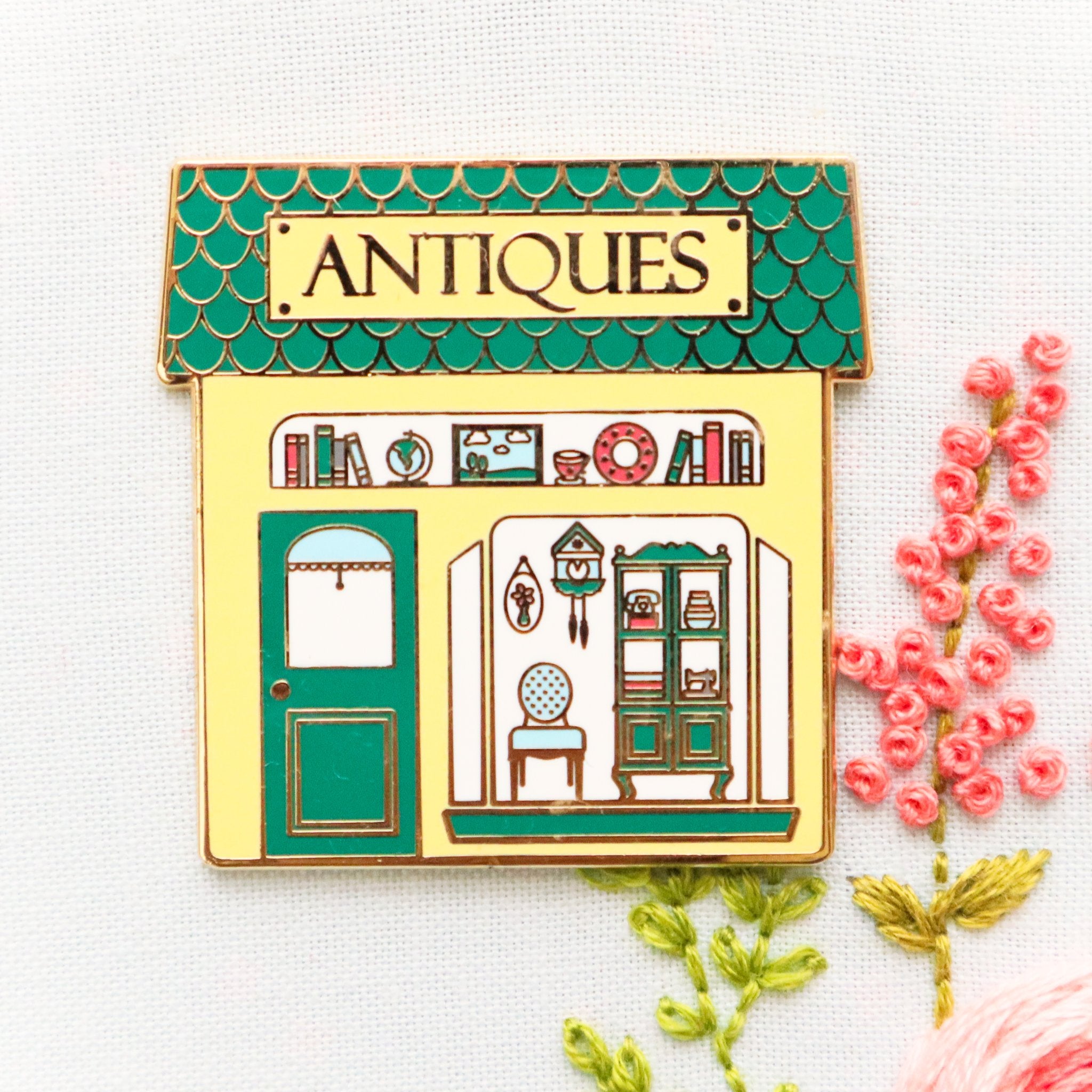 Vintage Needle Minder - Antique Shop Design Magnetic Pin Cushion for Sewing, Quilting & Embroidery | Perfect for Crafters & DIY Enthusiasts | Flamingo Toes Collection
