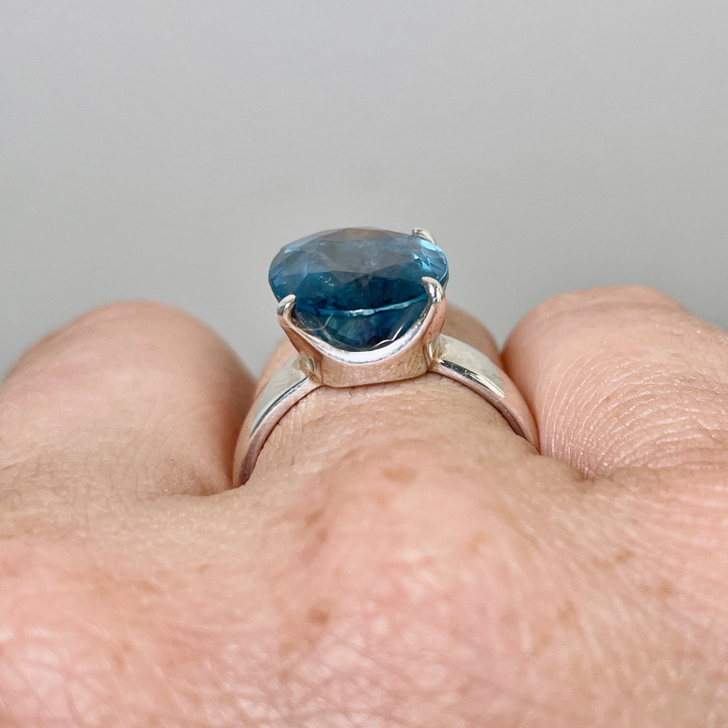 Fluorite Oval Faceted Ring Size 7 - PRGJ305 | Elegant Gemstone Jewelry for Women, Perfect for Weddings, Parties & Everyday Wear