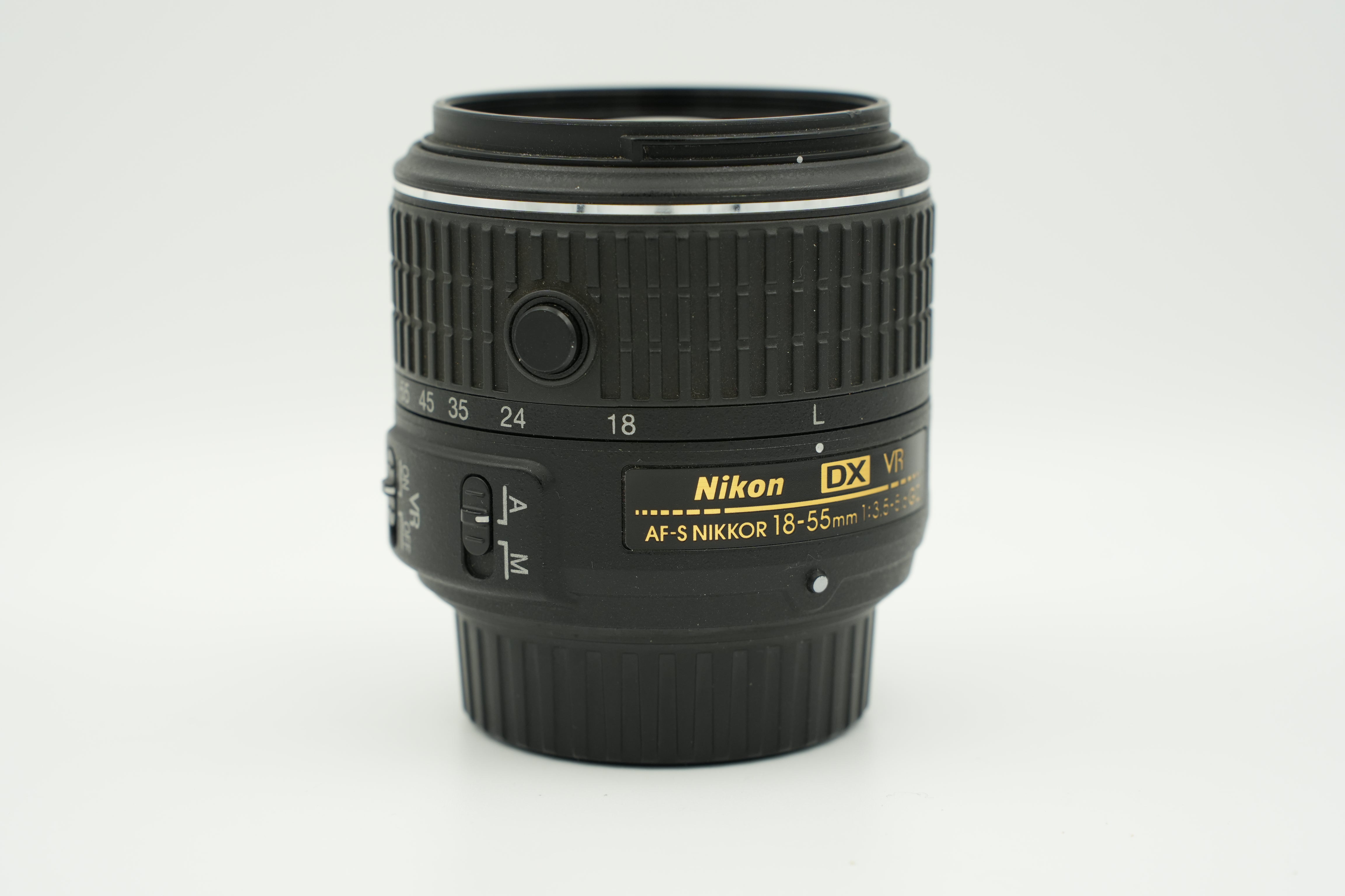 Used Nikon AF-S DX NIKKOR 18-55mm f/3.5-5.6G VR II Lens for DSLR Cameras - Perfect for Travel, Portrait & Landscape Photography
