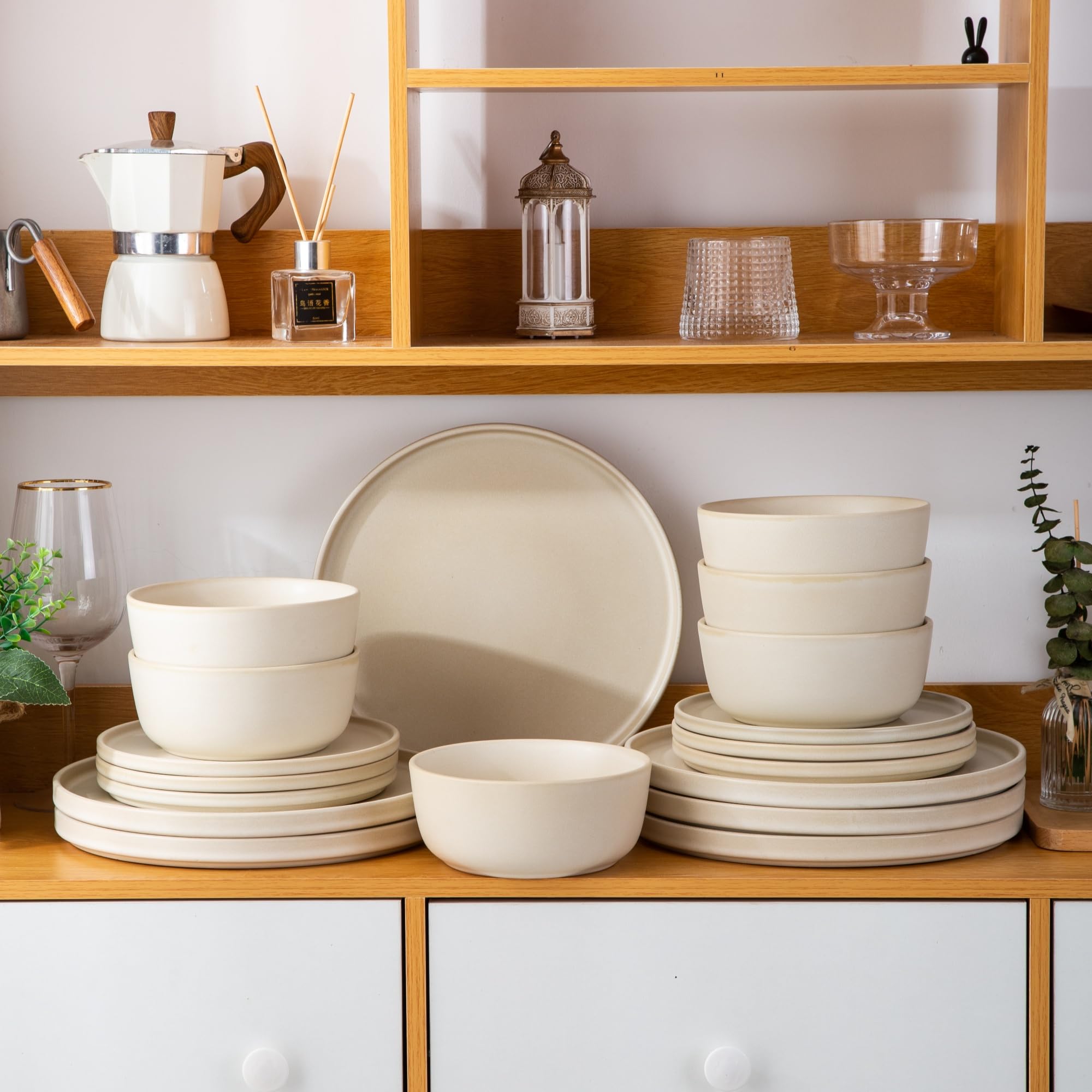 AmorArc 18-Piece Stoneware Dinnerware Set for 6, Chip & Crack Resistant Ceramic Plates & Bowls | Dishwasher & Microwave Safe | Elegant Round Dinnerware Set for Everyday Use, Family Dinners & Entertaining