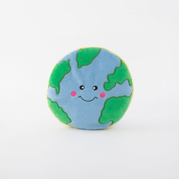ZippyPaws Squeakie Pattiez Earth Plush Dog Toy with Squeaker - Fun Interactive Play for Small & Medium Dogs, Perfect for Fetch, Training & Cuddling