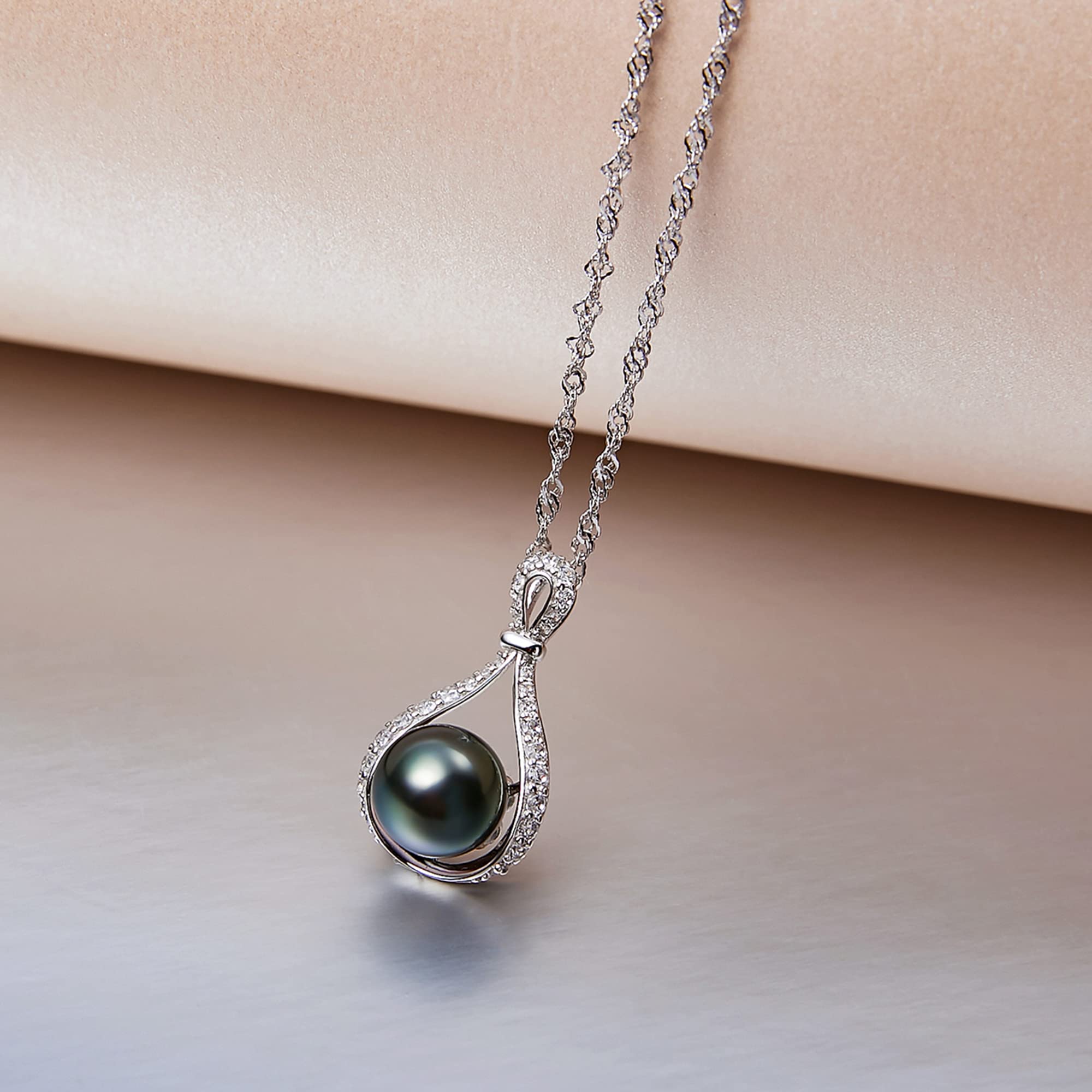 AAAA Quality 9-10mm Genuine Tahitian Black Pearl Necklace for Women with Emerald Pendant - Elegant Jewelry Gift for Wife, Mother, Anniversary & Special Occasions