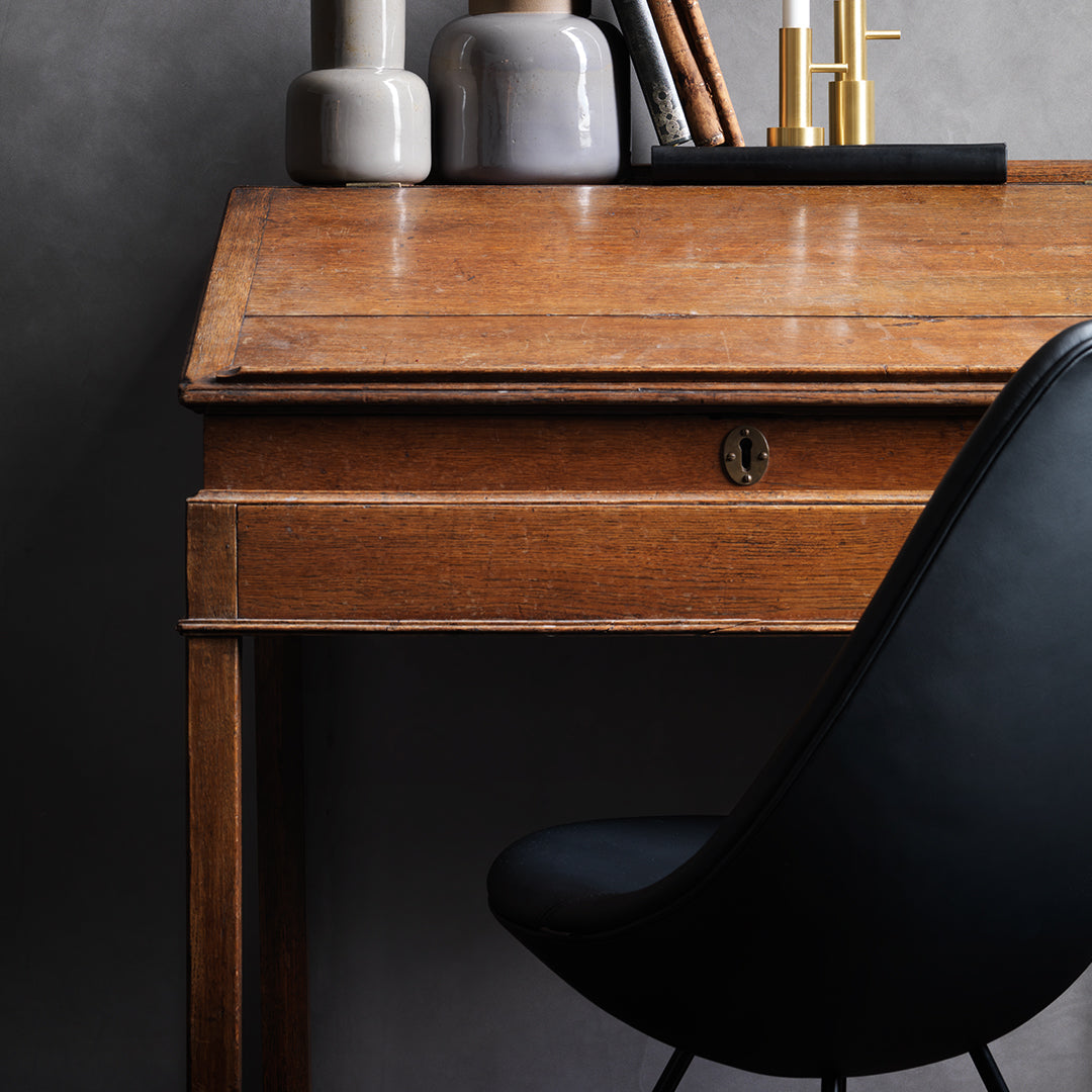 Stylish Drop Side Chair with Premium Leather Upholstery - Perfect for Dining Room, Office, or Living Room Seating