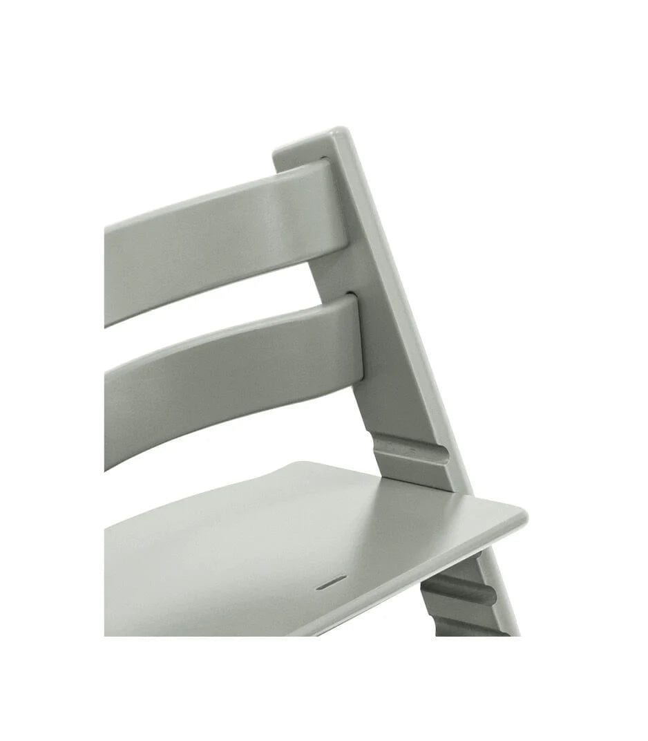 Stokke Tripp Trapp Adjustable High Chair for Babies & Toddlers - Ergonomic Wooden Baby Feeding Chair - Perfect for Dining, Weaning & Family Mealtime
