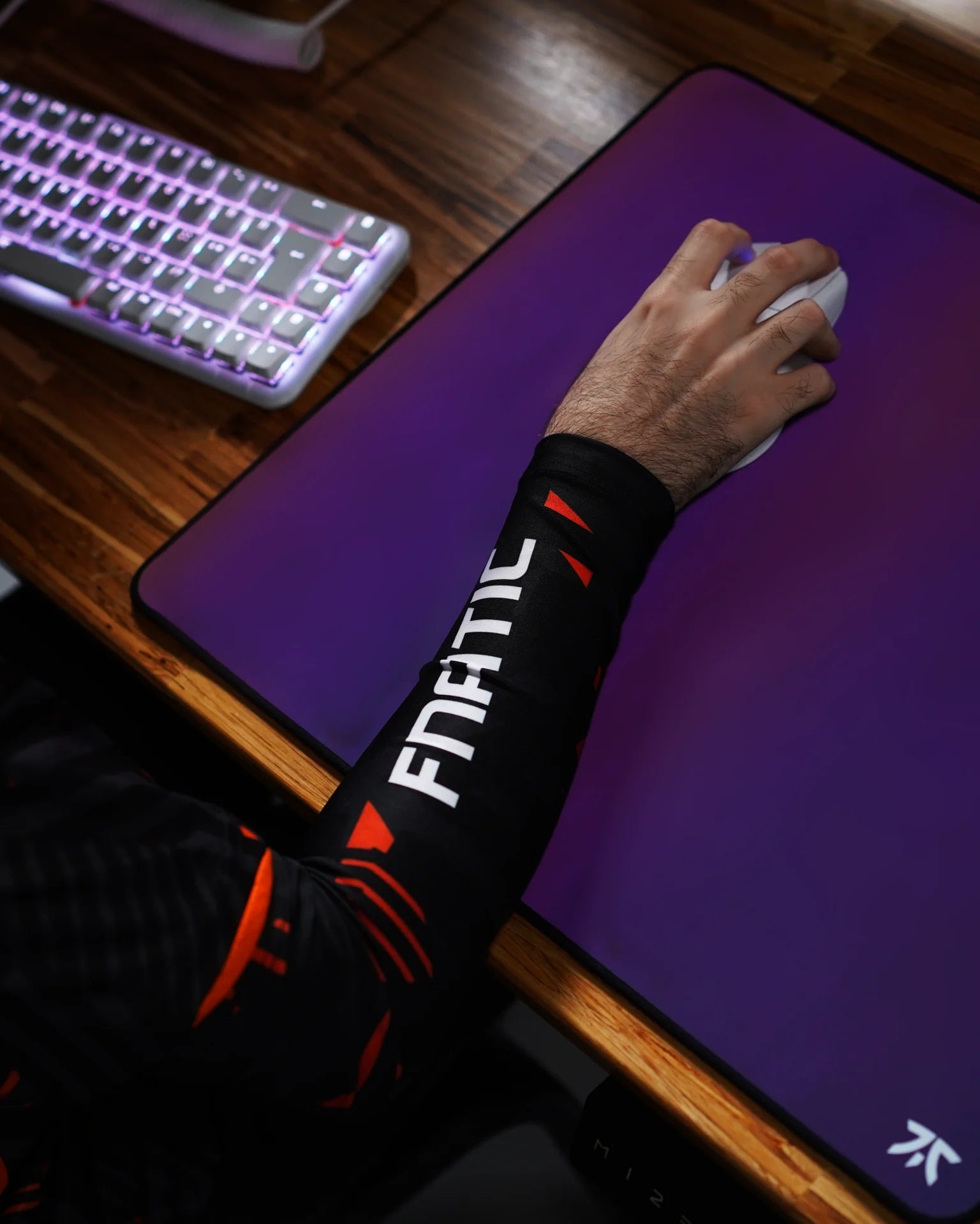 Fnatic Jet Gaming Mousepad - Large Non-Slip RGB Mouse Mat for PC, Esports & Pro Gamers - Perfect for FPS, MOBA & Streaming Setup