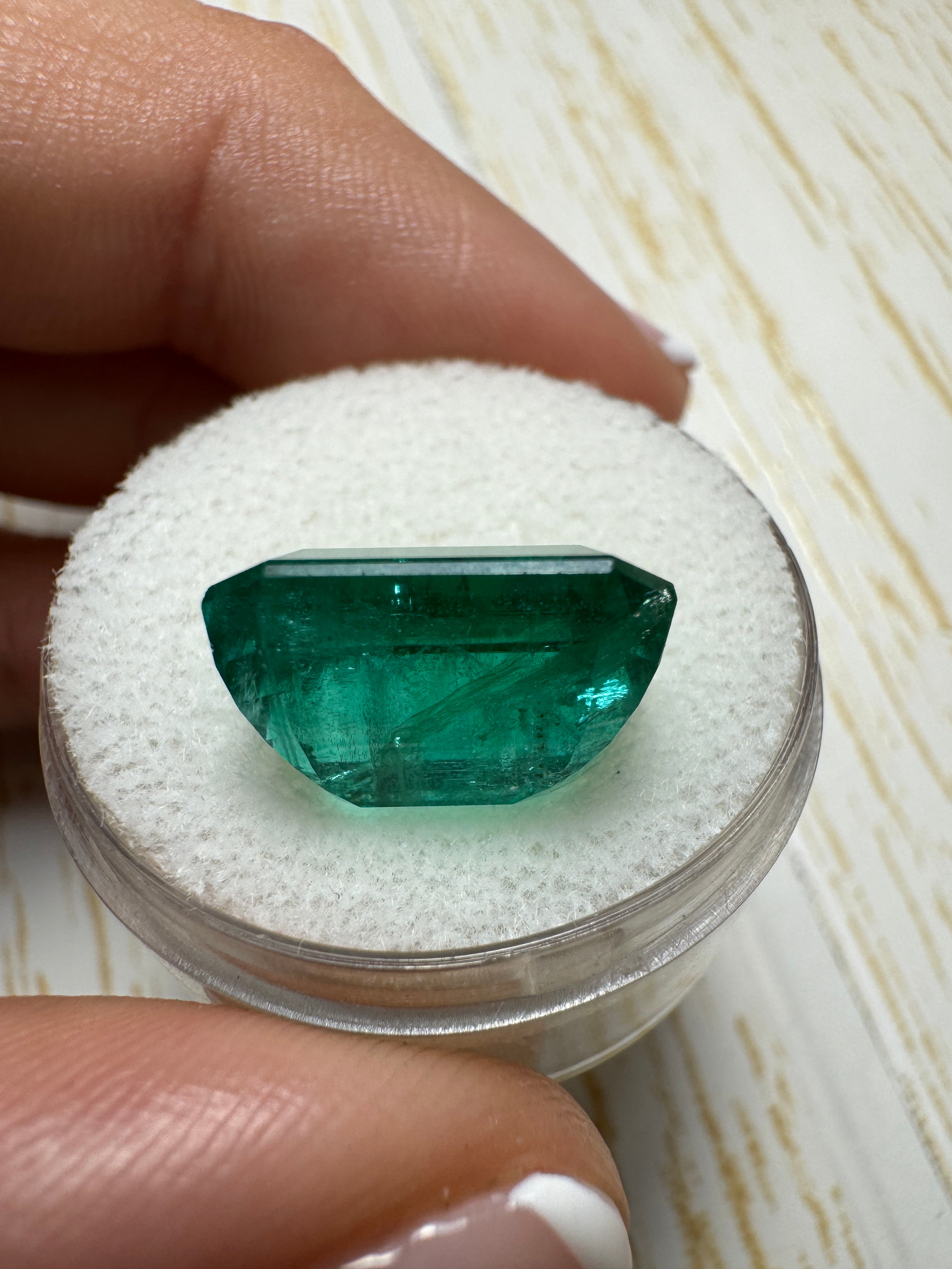 8.60 Carat 13.5x11mm Deep Green Emerald Cut Loose Zambian Emerald Gemstone for Jewelry Making - Engagement Rings, Pendants & Earrings