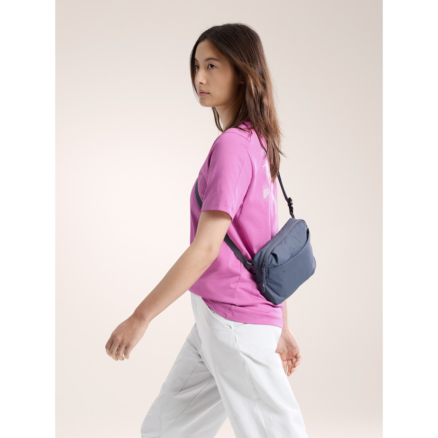 Arc'teryx Heliad Crossbody Bag - Lightweight & Waterproof Travel Shoulder Bag for Hiking, Commuting & Everyday Use