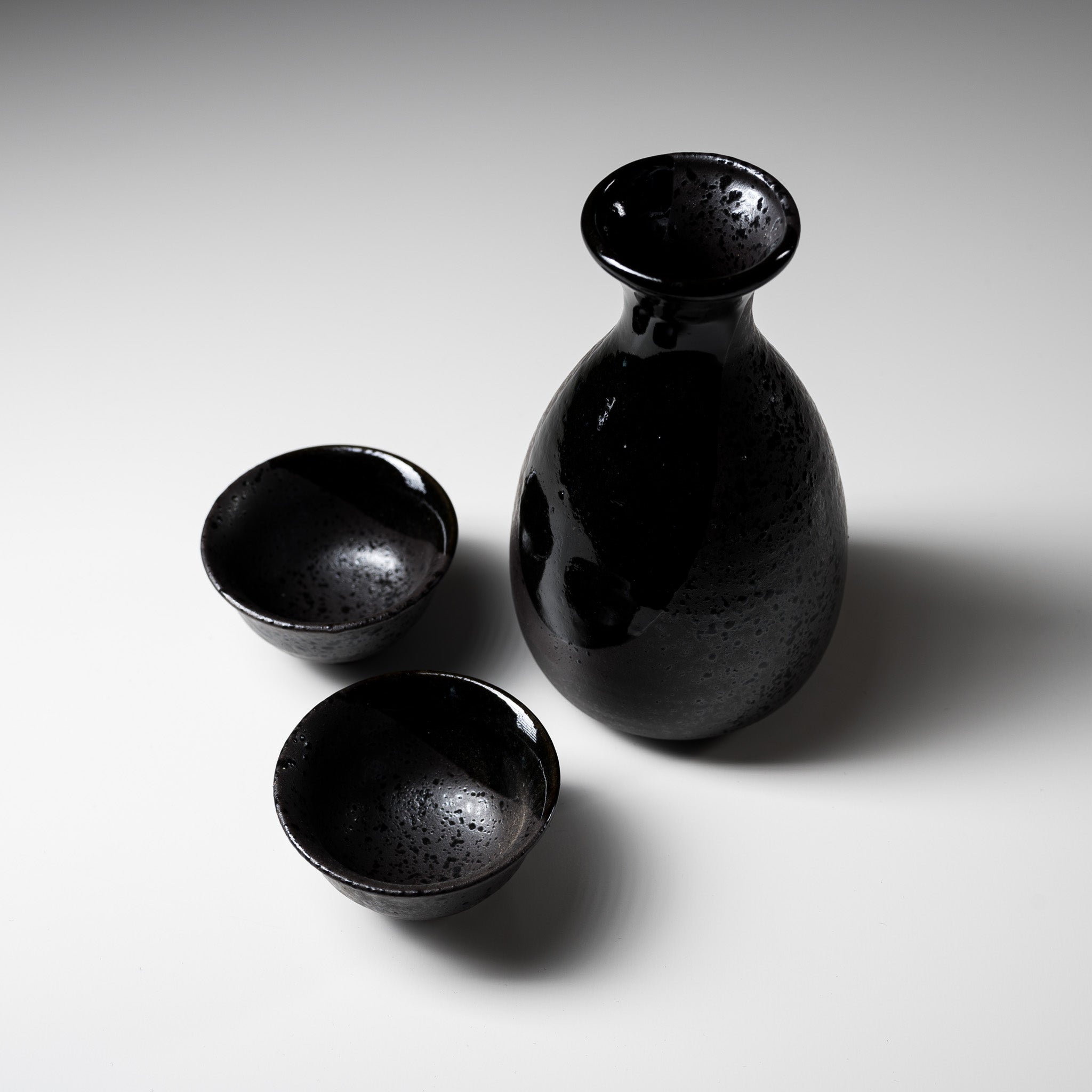 Premium Black Crystal Mino Ware Pottery Sake Set by Yamai Ito - Traditional Japanese Ceramic Drinking Vessels for Sake, Tea, and Special Occasions