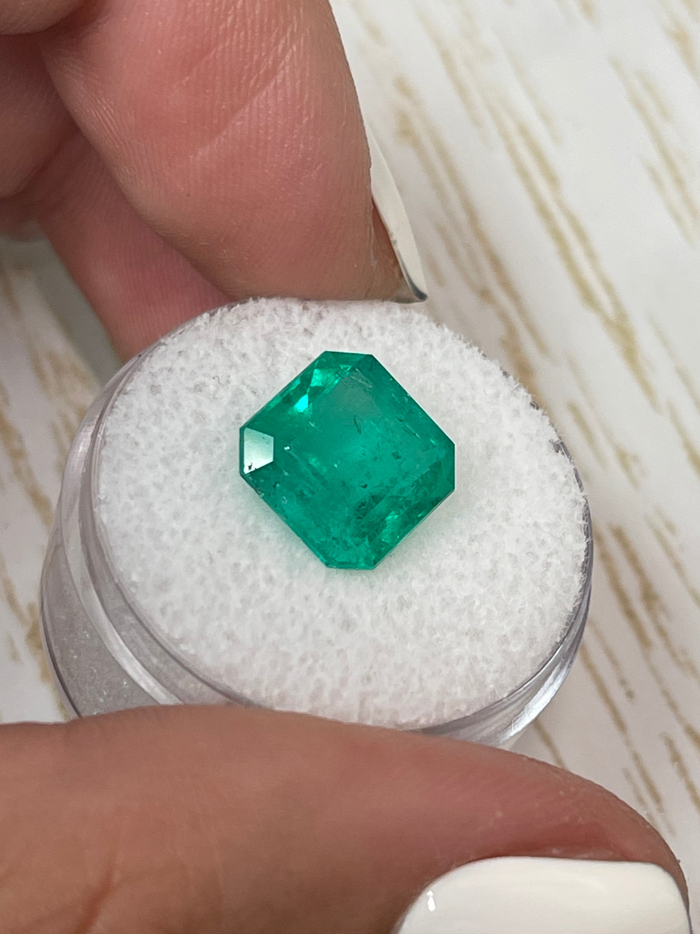 4.75 Carat Minor Oil 10x10mm Deep Bluish Green Natural Loose Colombian Emerald Asscher Cut Gemstone for Jewelry Making & Engagement Rings