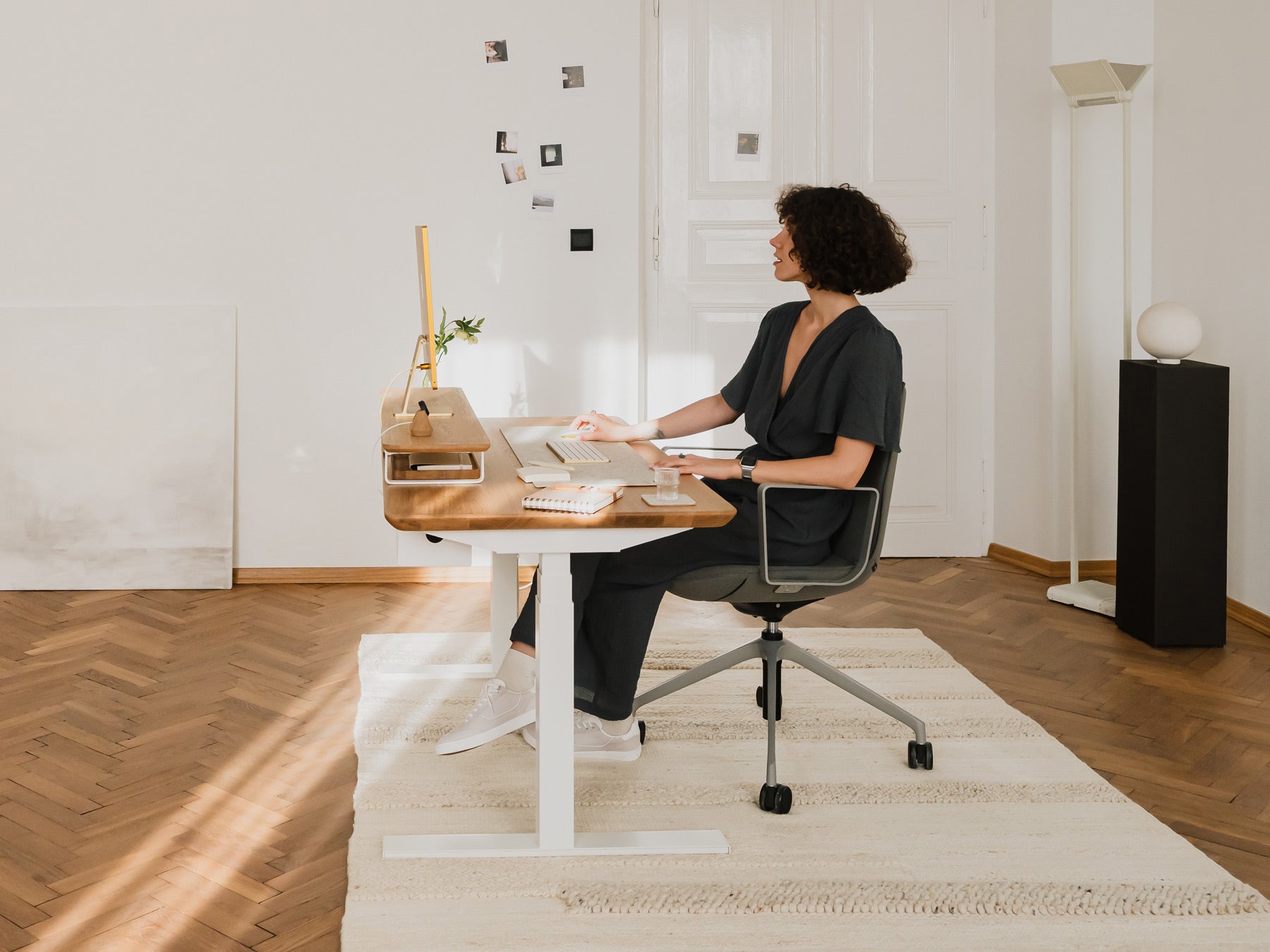 Ergonomic Adjustable Standing Desk Pro - Electric Height Adjustable Workstation for Home & Office, Perfect for Remote Work, Gaming & Study