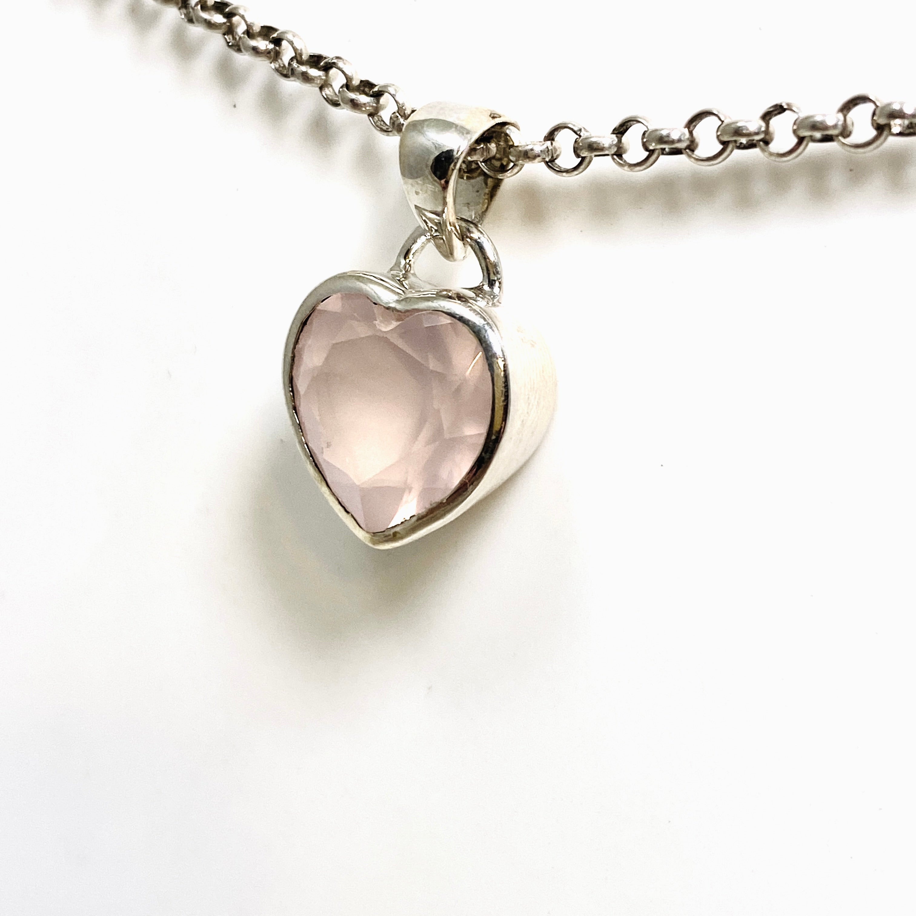 Rose Quartz Heart Faceted Pendant Necklace - Natural Gemstone Jewelry for Women - Perfect for Valentine's Day Gifts & Spiritual Healing
