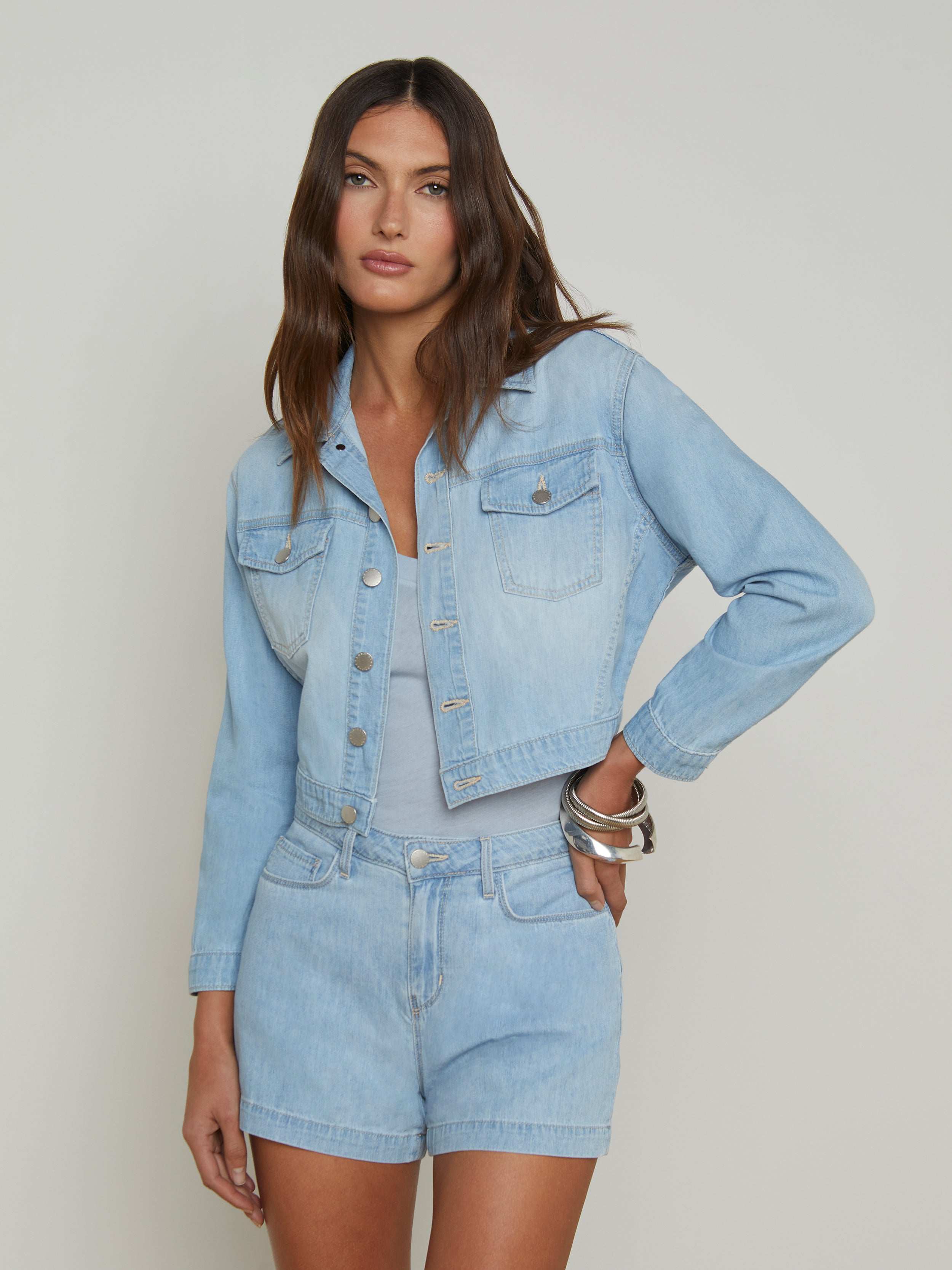 Koda Cropped Chambray Jacket for Women - Lightweight Denim Shirt Jacket with Button Front - Perfect for Spring & Summer Outfits, Casual Wear, and Layering