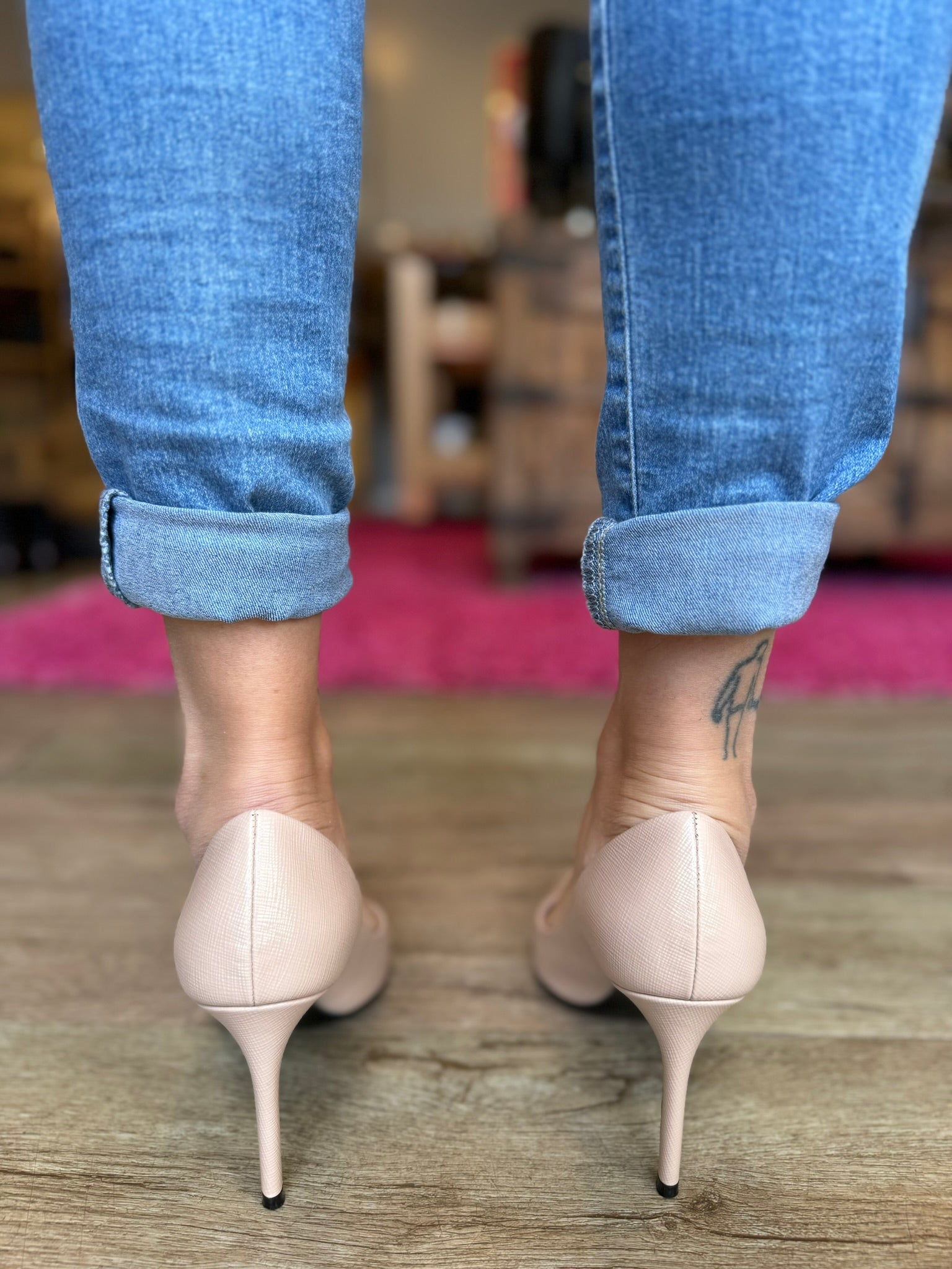 PRADA Saffiano Leather Pointed Toe Pumps Women's Size 7.5 - Luxury High Heels for Office, Party & Formal Events