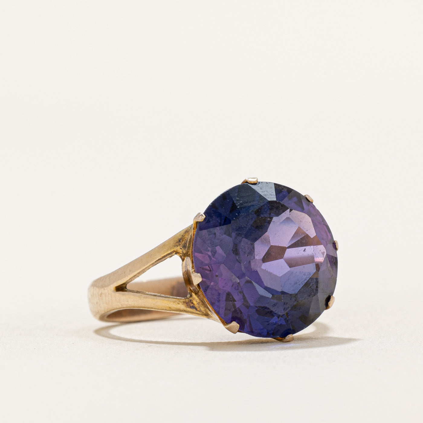 7.50ct Synthetic Color Changing Sapphire Cocktail Ring - Size 4.75 | Elegant Jewelry for Evening Parties, Weddings & Special Occasions