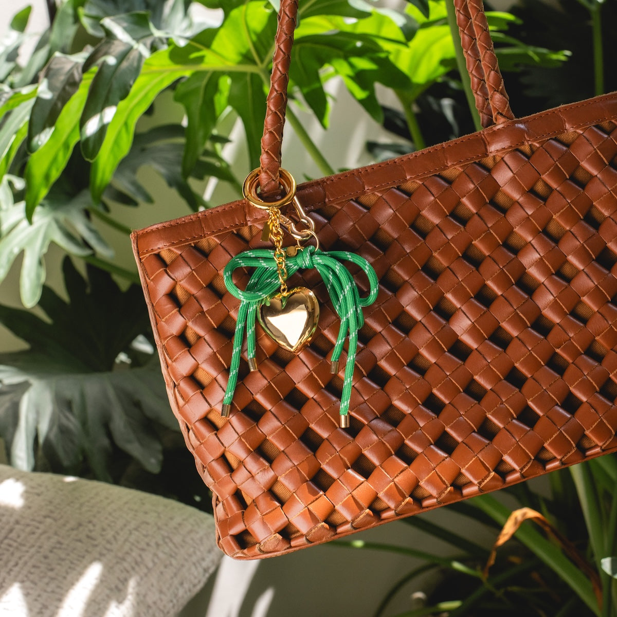 Rope Bow Bag Charm - Elegant Handbag Accessory for Women | Perfect for Purses, Backpacks & Luggage | Cute Gift Idea