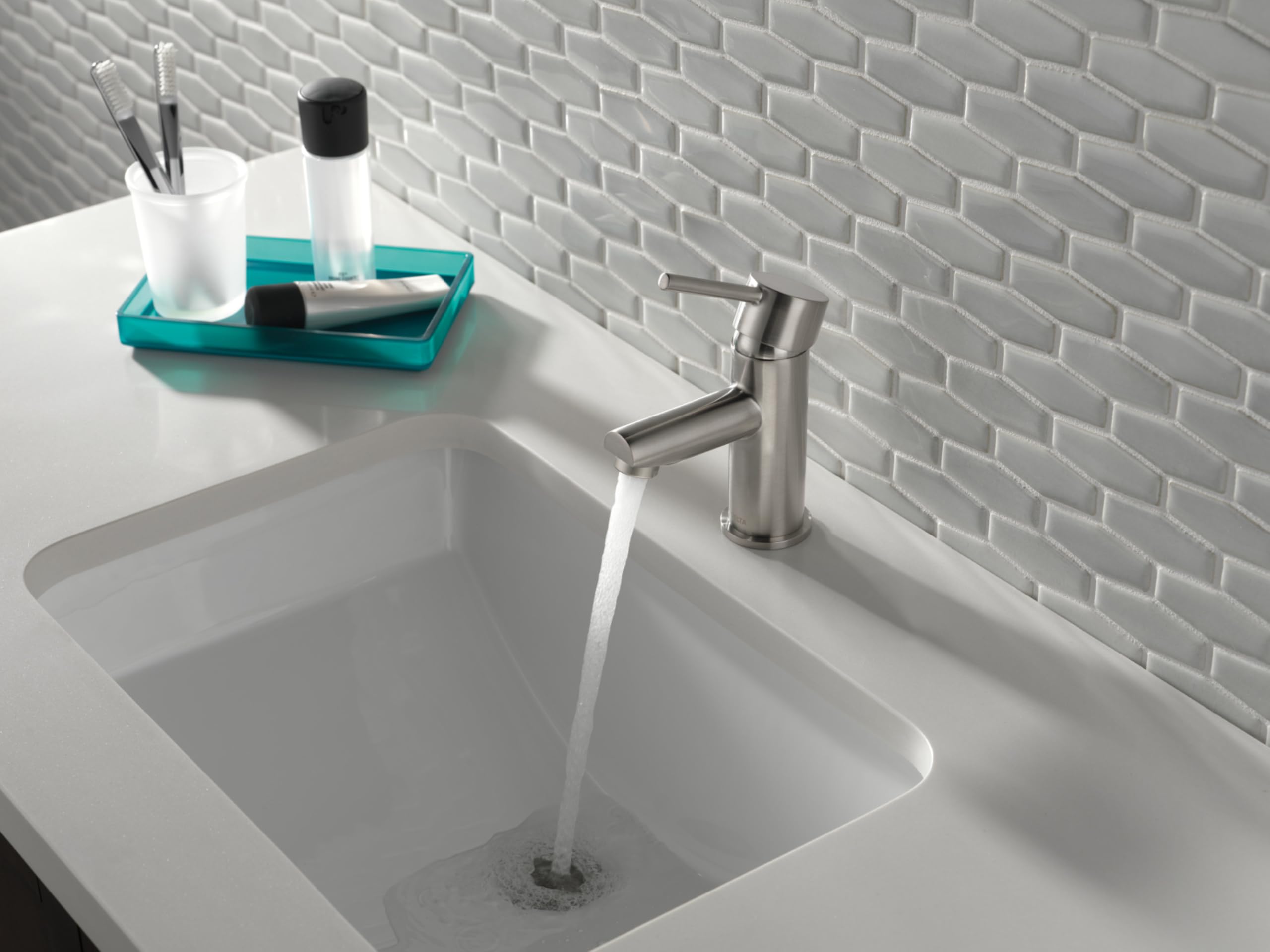 Delta 559LF-SSPP Modern Single-Handle Bathroom Sink Faucet - Brushed Nickel Finish, 7.25