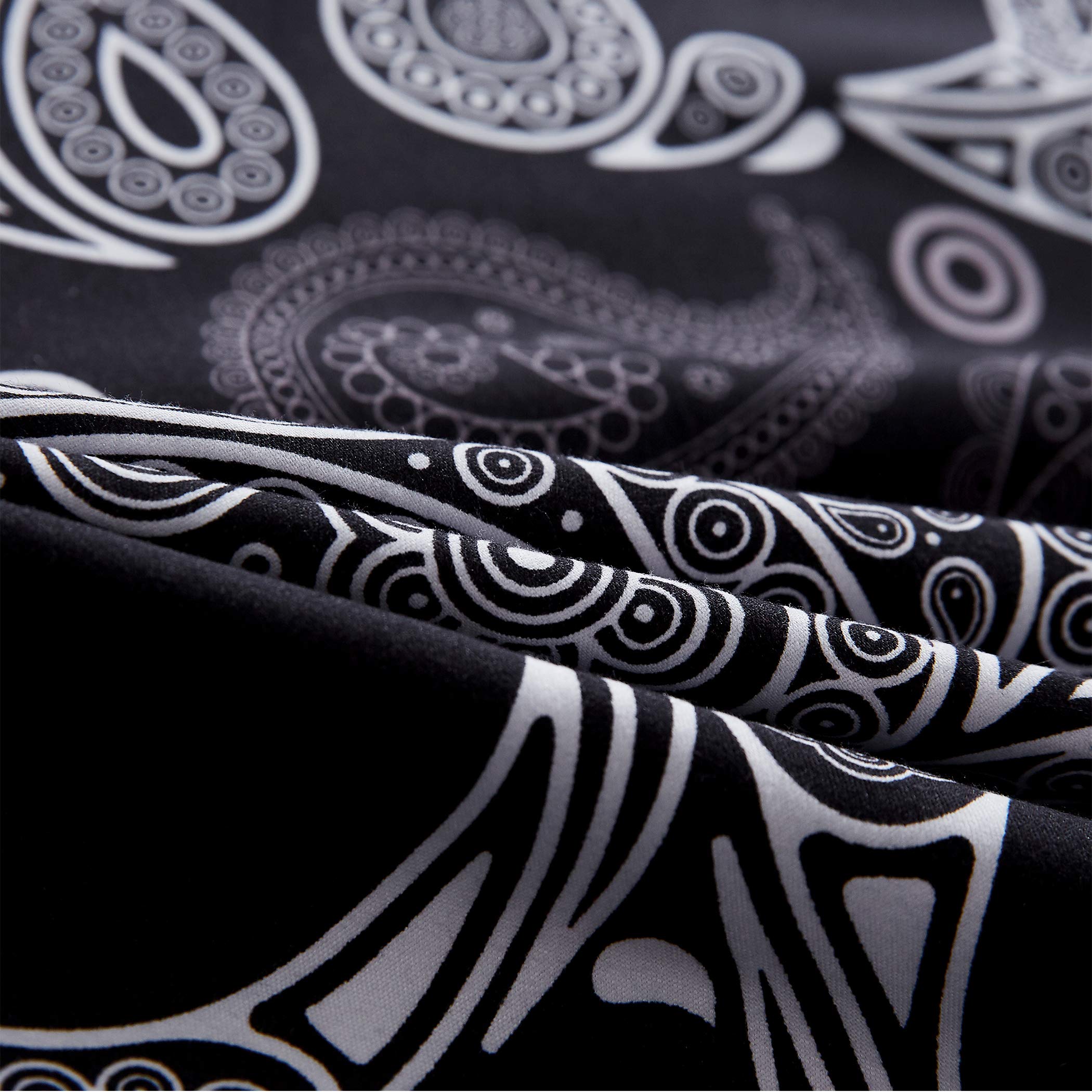 Premium King Size Halloween Duvet Cover Set - Skull Skeleton & Paisley Floral Pattern Luxury Soft Bedding (1 Duvet Cover + 2 Pillowcases) Black - Perfect for Spooky Bedroom Decor & Seasonal Home Styling