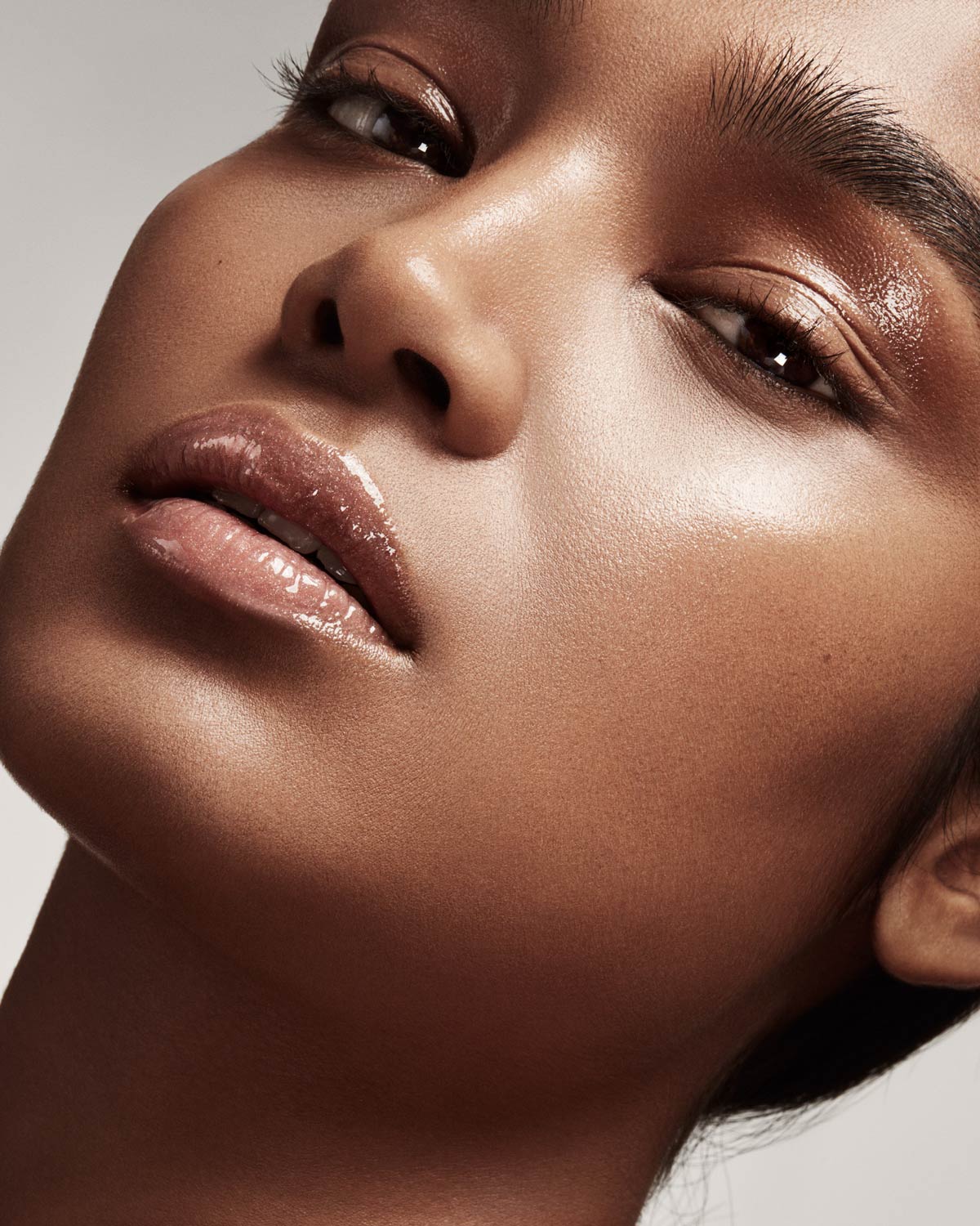 Fenty Street Fam 5 Piece Mini Makeup Set - Foundation, Concealer, Lipstick, Mascara & Highlighter | Perfect for Travel, Everyday Use & On-The-Go Touch Ups