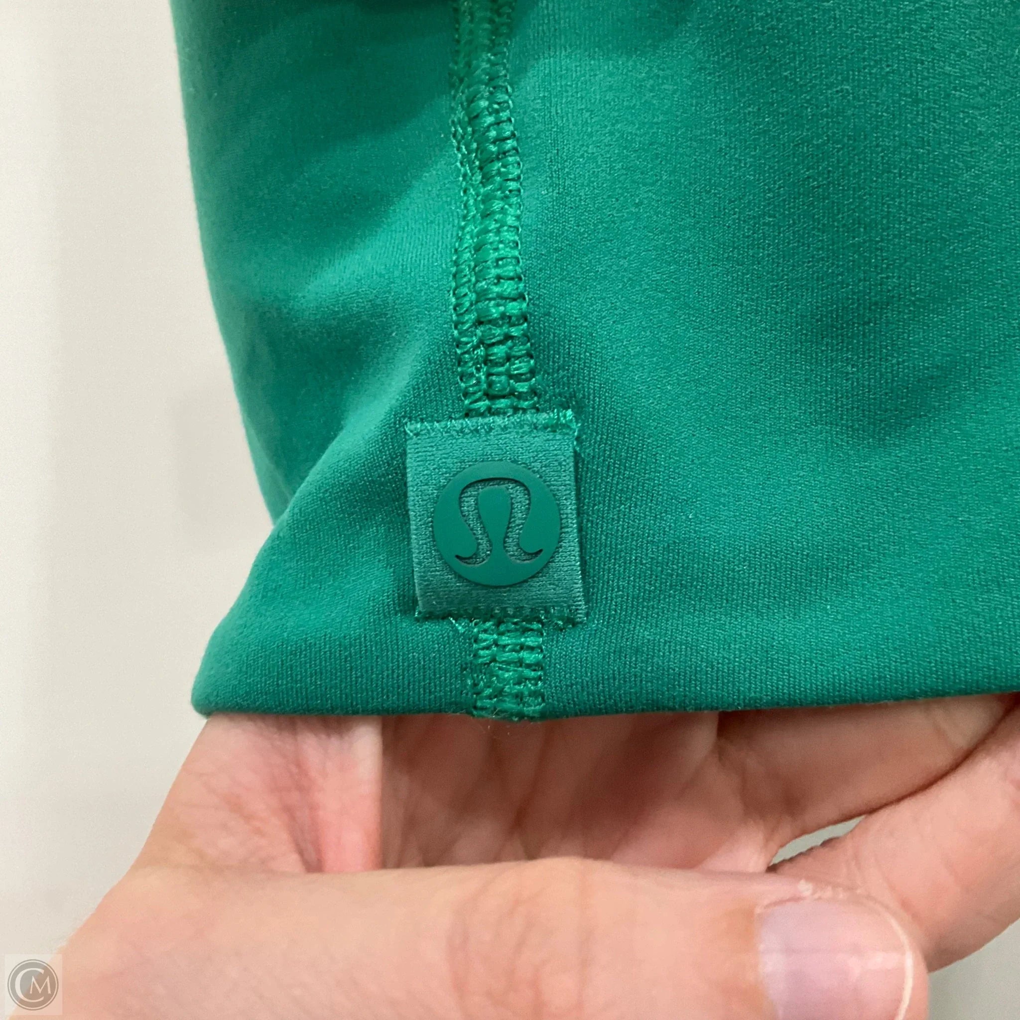 Lululemon Green Athletic Sports Bra Size 4 - High Support Workout Top for Running, Yoga & Gym