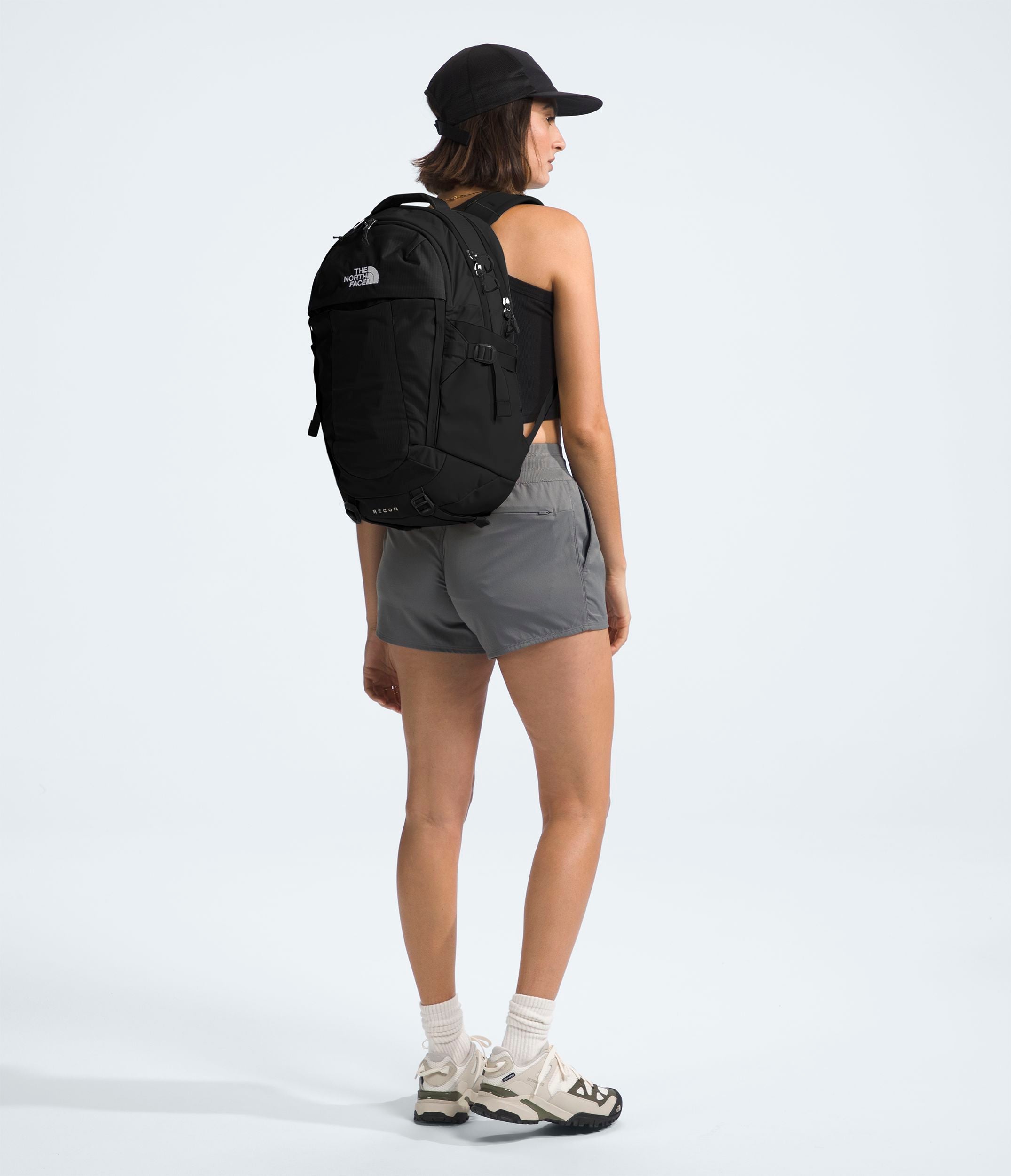 The North Face Women's Recon Backpack - Lightweight Hiking Daypack for Outdoor Adventures, Travel & Commuting - Durable Water-Resistant Laptop Backpack for Work, School & Camping