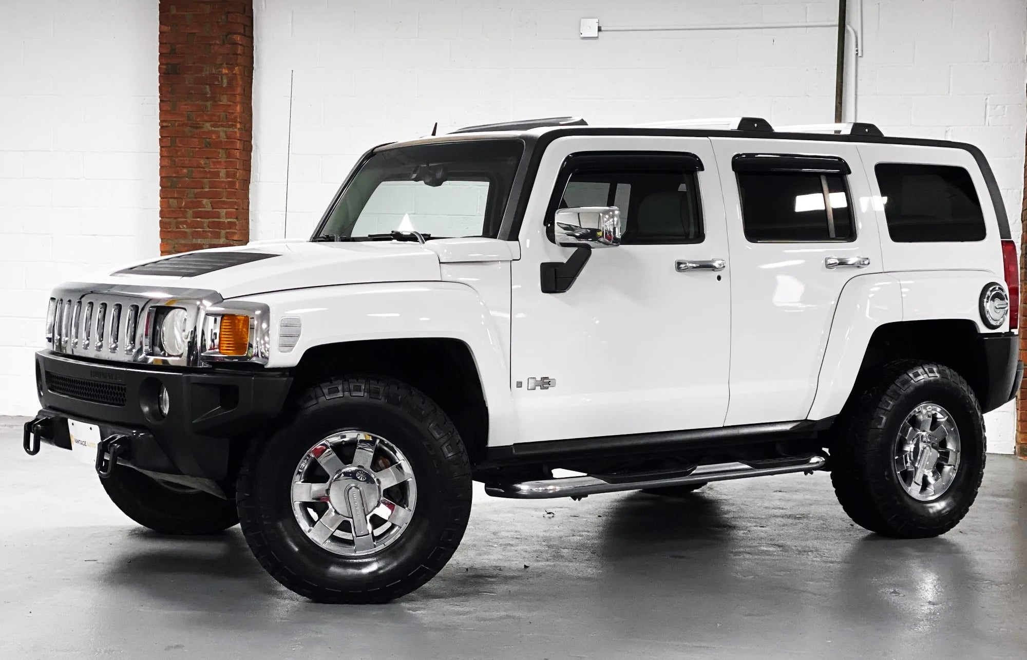 Amber LED Fender Side Markers for Hummer H3 & H3T - Triple Row Clear Lens Full LED Strip - Enhance Visibility & Style for Off-Road Adventures & Night Driving