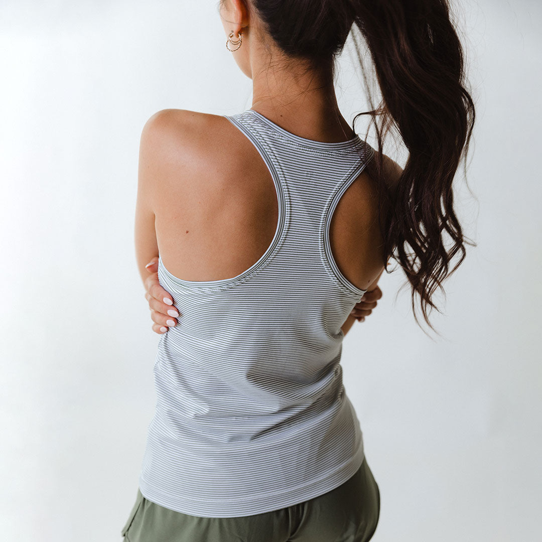 Exhale Essential Oil Diffuser Tank in Sage Green - Perfect for Aromatherapy, Yoga, and Relaxation at Home