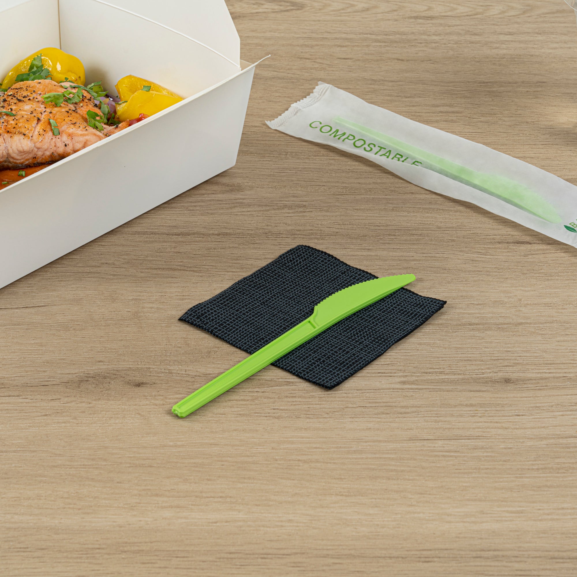 Eco-Friendly Green CPLA Compostable Plastic Knives - Heat Resistant, 6.5 Inch, 250 Count Bulk Box - Perfect for Parties, Picnics & Sustainable Dining
