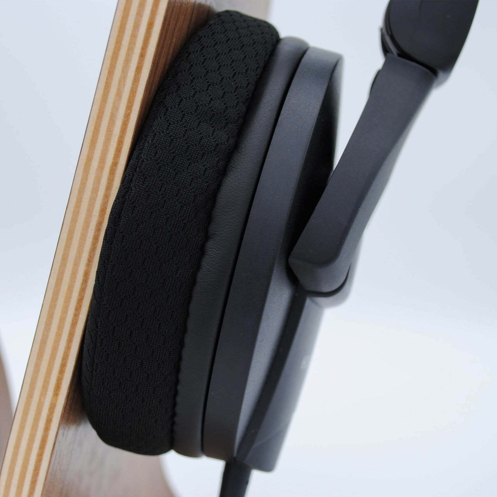 Dekoni Audio Jerzee Series Replacement Earpads - Premium Comfort for Headphones - Perfect for Gaming, Music & Studio Use