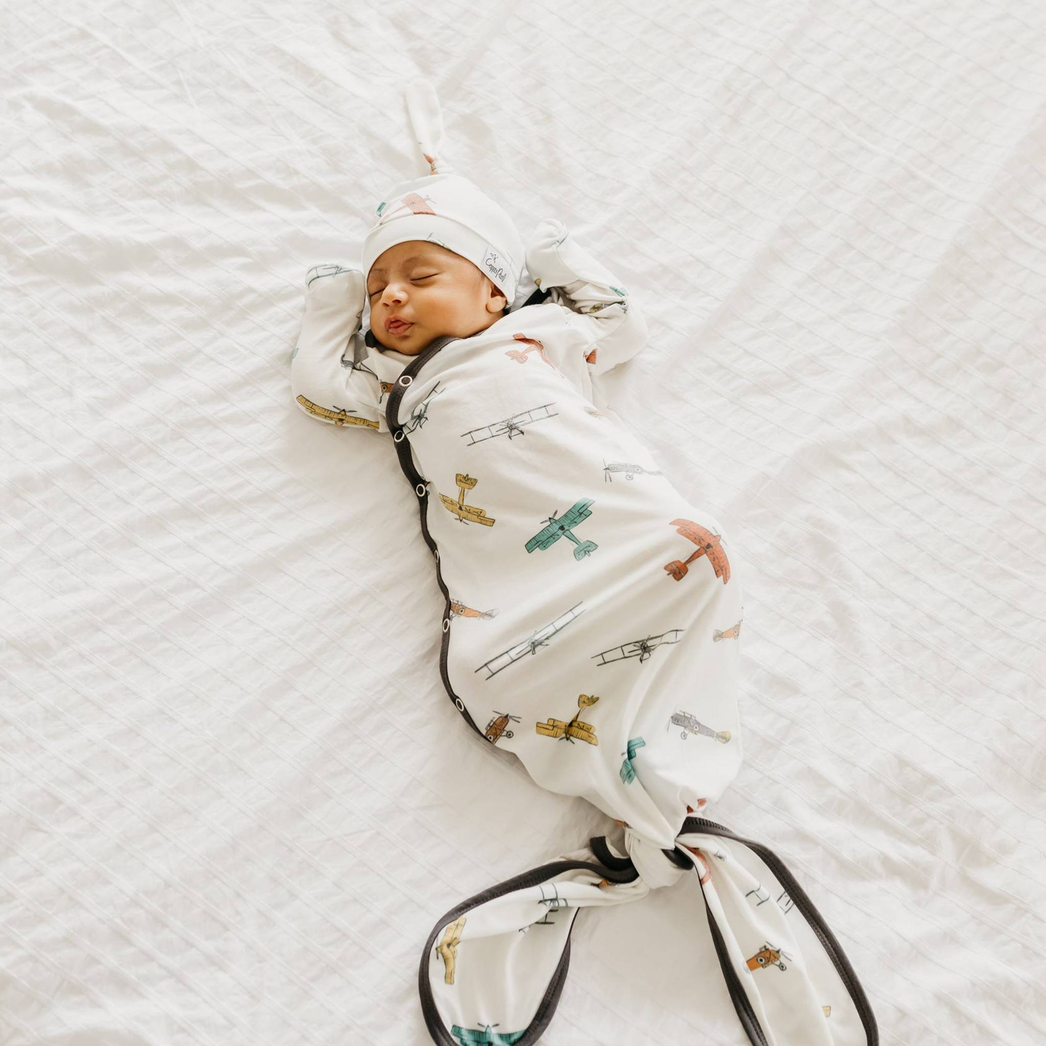 Soft Newborn Knotted Gown for Baby Girls & Boys - Organic Cotton Sleepwear for Hospital & Home - Perfect for Newborn Photography & First Outfits
