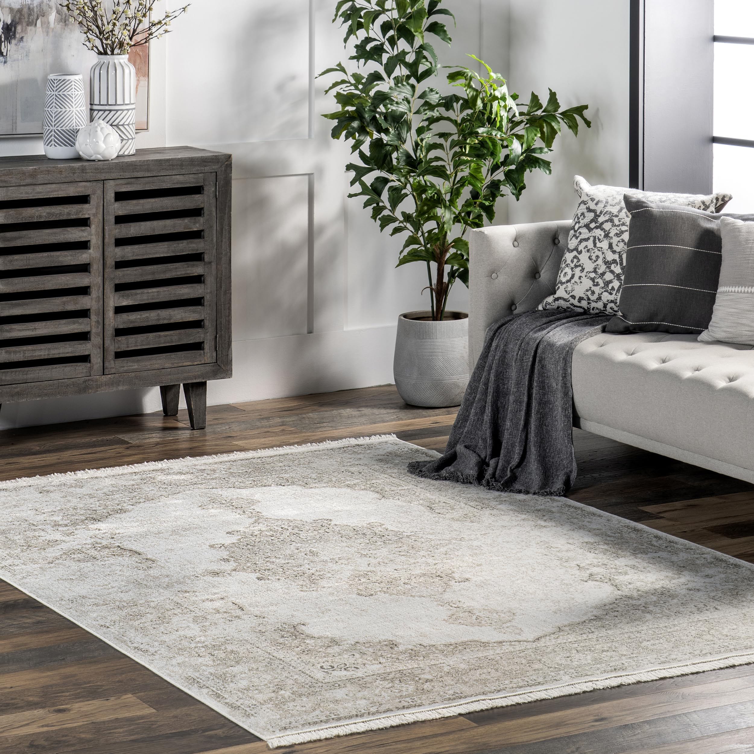 nuLOOM Cantrell Medallion 8x10 Area Rug - Soft Ivory/Beige Modern Rug for Living Room, Bedroom, Dining Room & Kitchen - Perfect for Home Decor, Office & High Traffic Areas