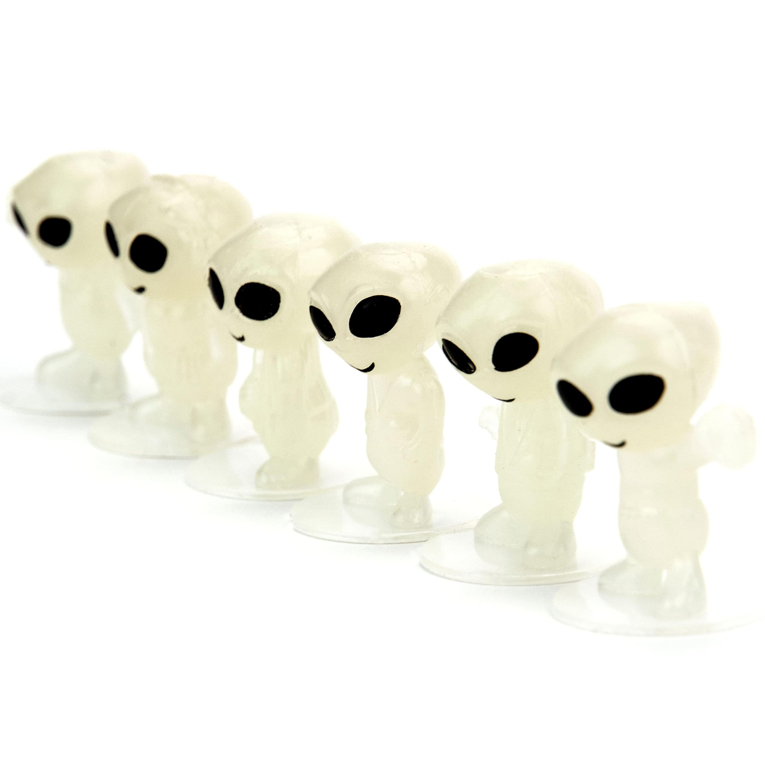 Glow in The Dark Alien Figurines & Clear Vending Machine Capsules - 100 Pcs Small Plastic Toys + 100 Empty Capsules for Kids Party Favors, Classroom Rewards & DIY Toy Projects