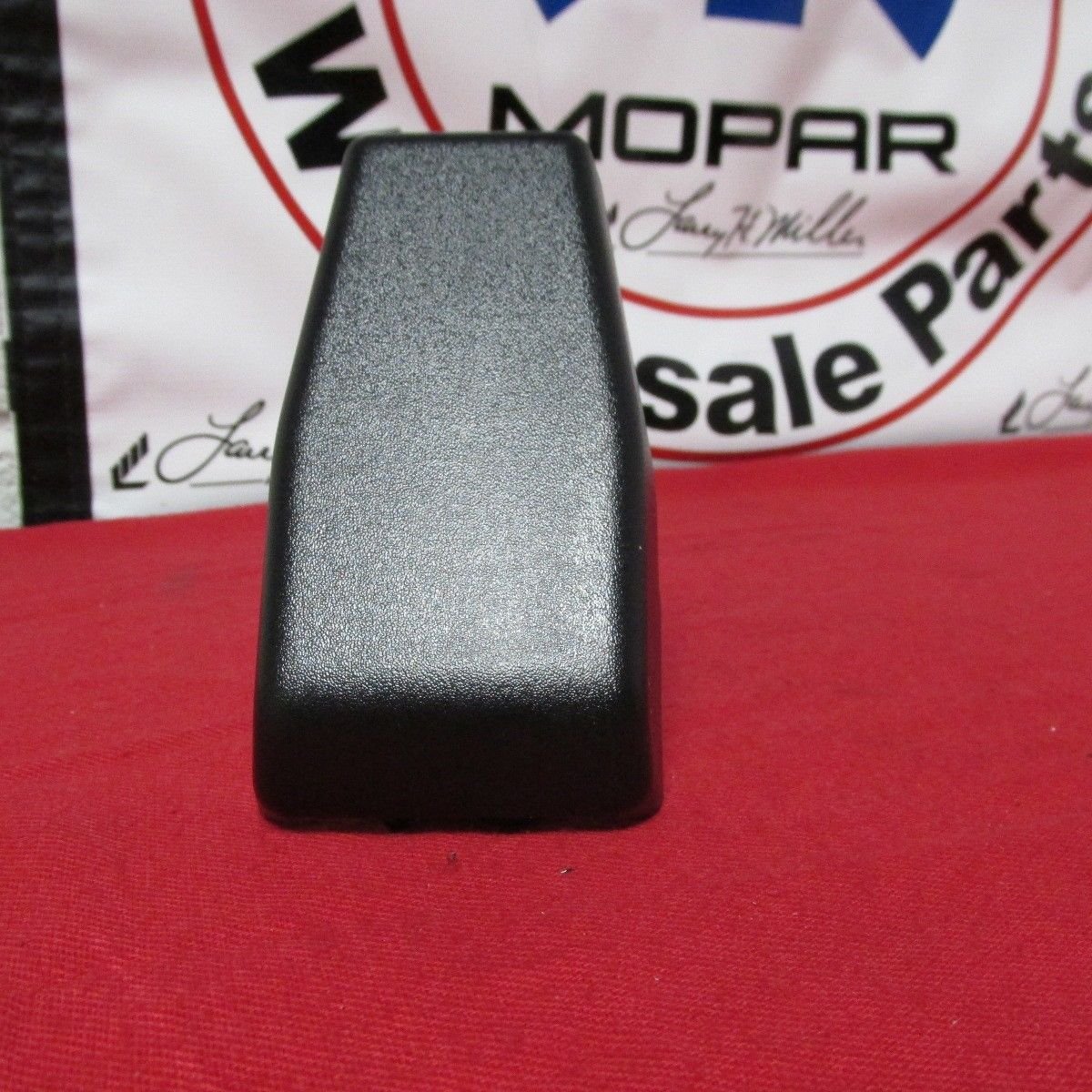 2011-2014 Jeep Wrangler Lift Gate Glass Hinge Covers - OEM Replacement Pair for JK Models - Perfect for Off-Road Protection & Door Maintenance