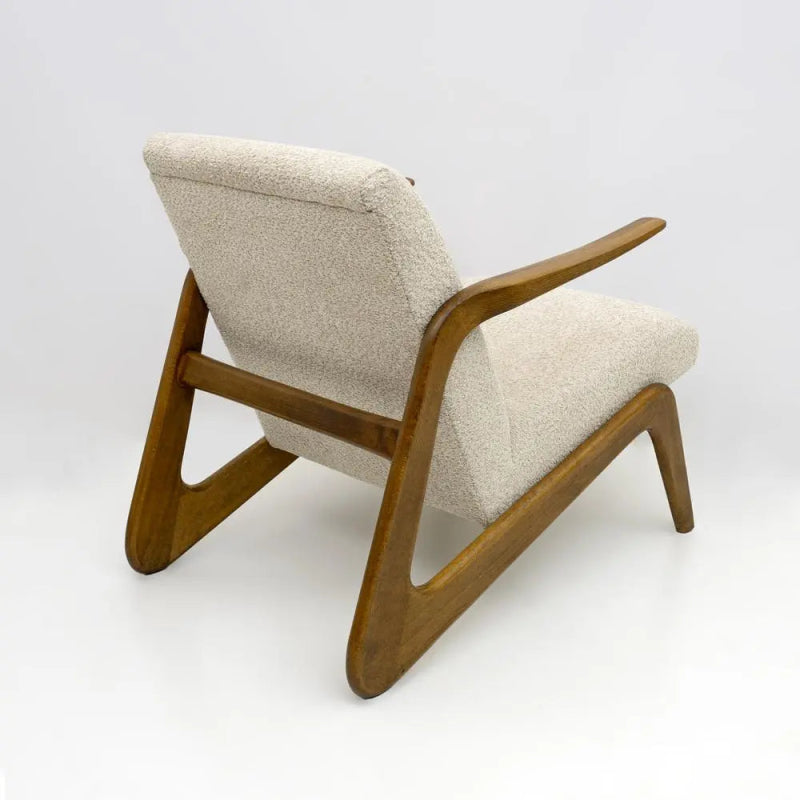 Handmade Mid-Century Modern Italian Boucle Lounge Chairs - Luxury Comfort for Living Room, Office & Reading Nook - Perfect for Relaxing & Stylish Home Decor
