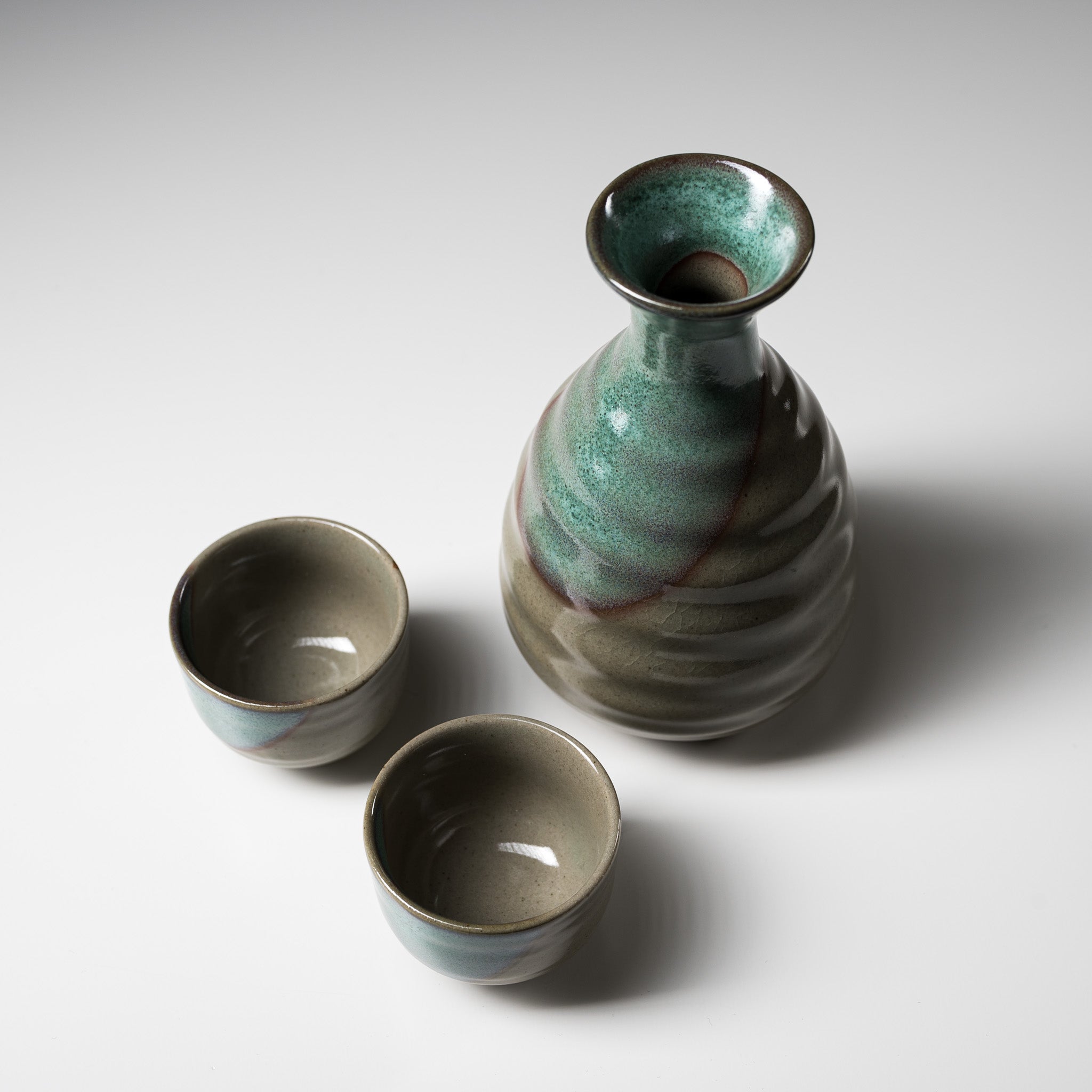 Traditional Japanese Mino Ware Pottery Sake Set - Aqua Lake Glaze by Yamai Ito - Authentic Ceramic Sake Bottle & Cups Gift Set for Home Dining & Japanese Tea Ceremony