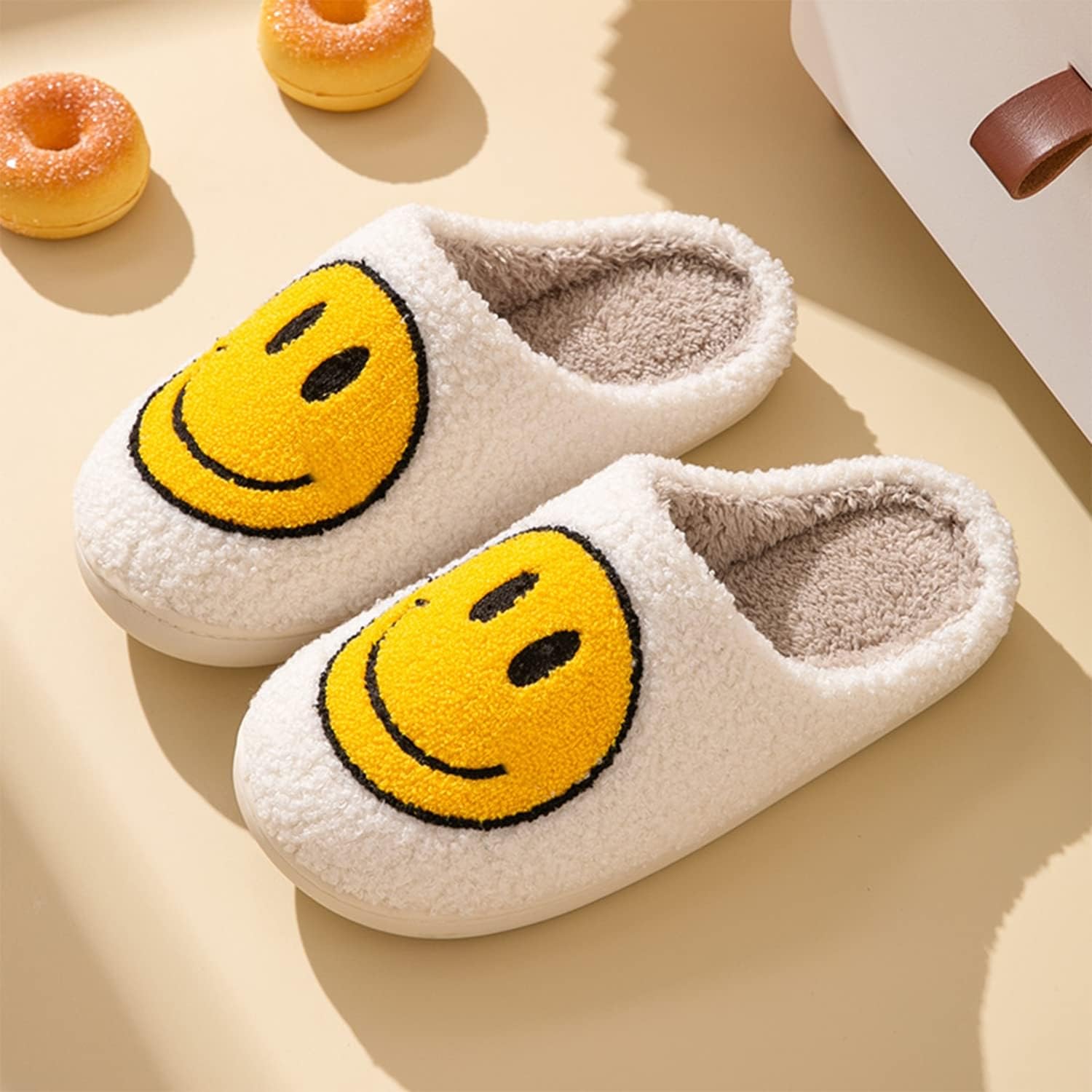 **Shoquis Smile Face Slippers for Women & Men - Fuzzy Memory Foam House Slippers with Faux Fur Lining - Warm Indoor/Outdoor Plush Bedroom Shoes for Cozy Home & Lounge Wear**